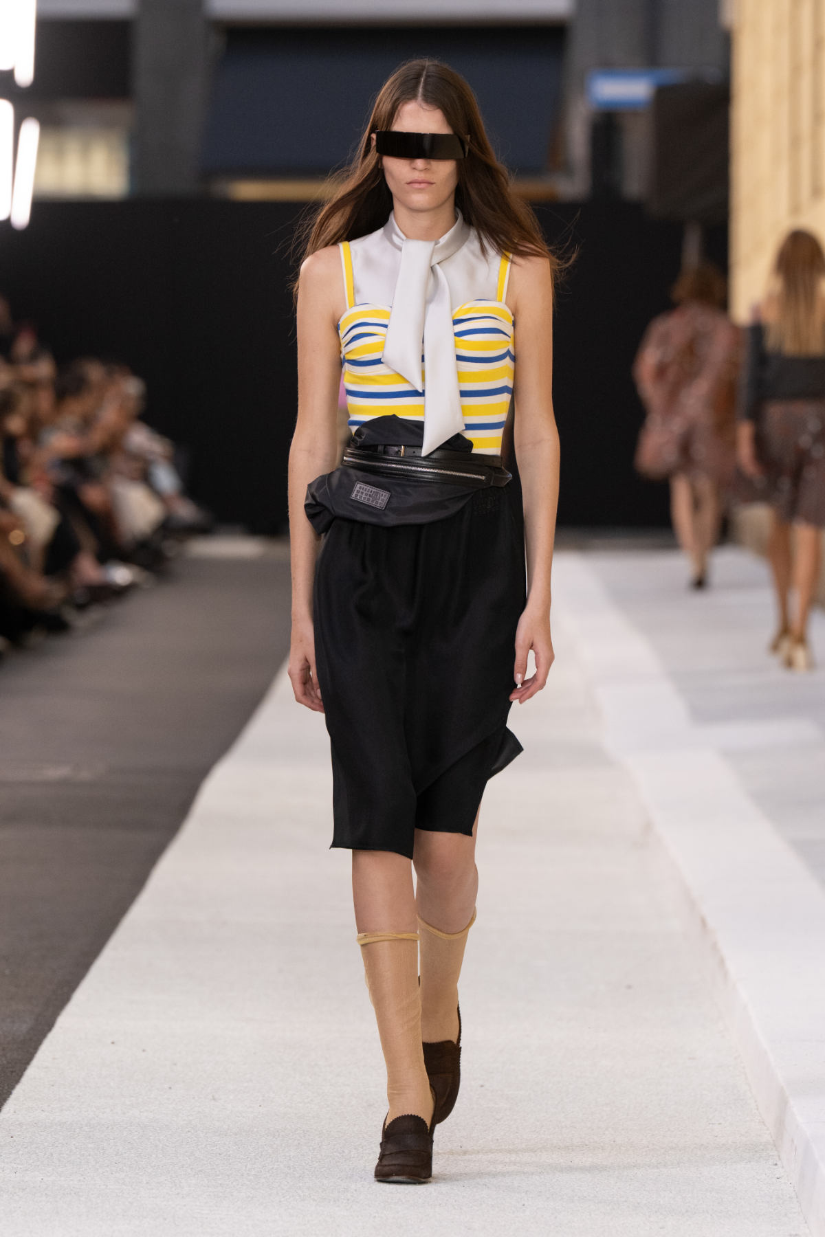 MM6 Maison Margiela Spring-Summer 2026: A Street Reimagined As Catwalk