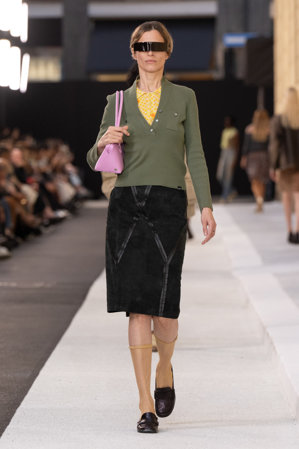 MM6 Maison Margiela Spring-Summer 2026: A Street Reimagined As Catwalk