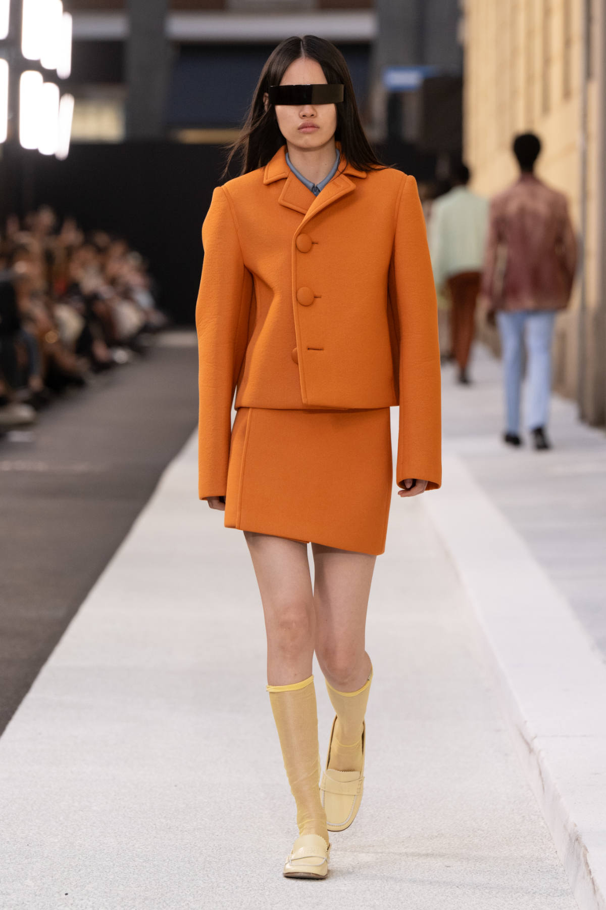MM6 Maison Margiela Spring-Summer 2026: A Street Reimagined As Catwalk