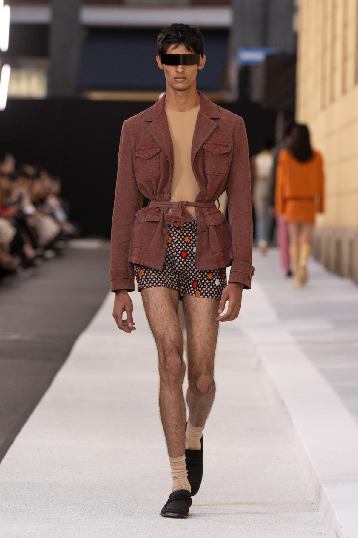 MM6 Maison Margiela Spring-Summer 2026: A Street Reimagined As Catwalk