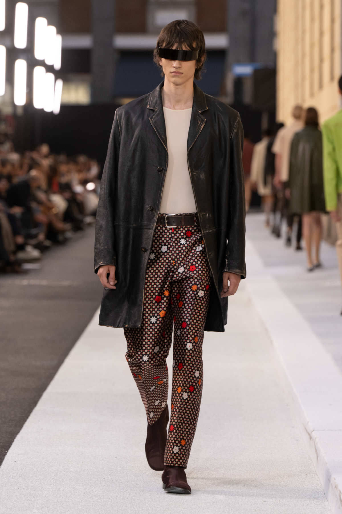 MM6 Maison Margiela Spring-Summer 2026: A Street Reimagined As Catwalk