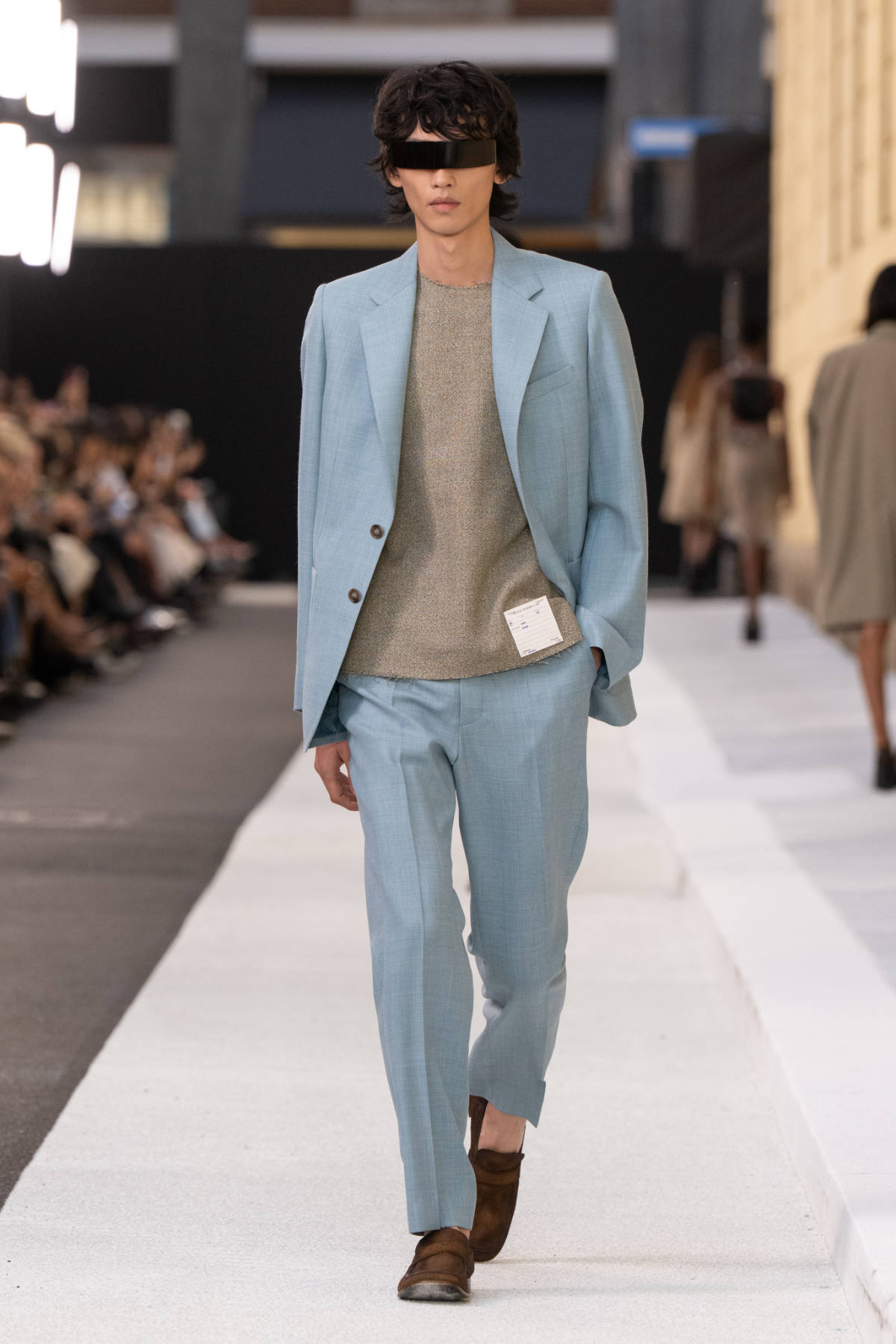 MM6 Maison Margiela Spring-Summer 2026: A Street Reimagined As Catwalk
