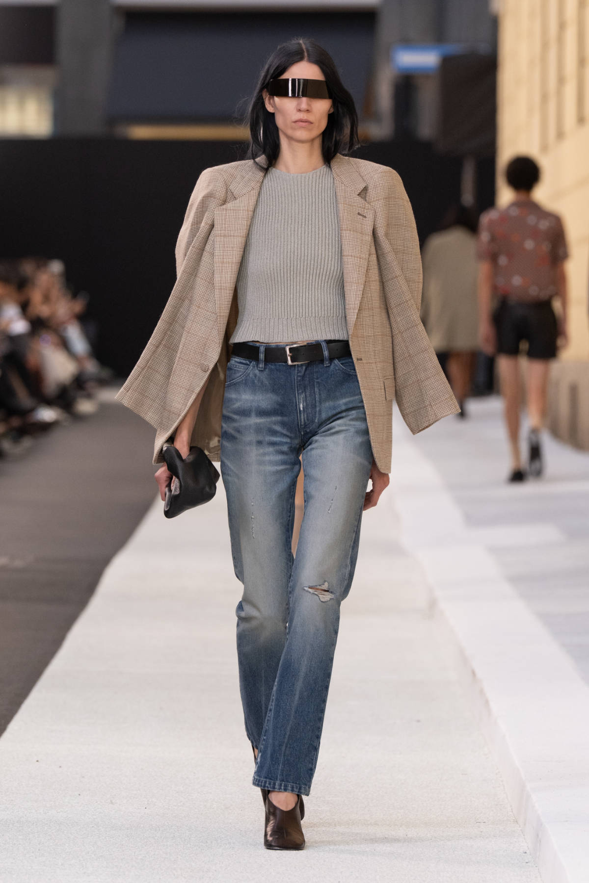 MM6 Maison Margiela Spring-Summer 2026: A Street Reimagined As Catwalk