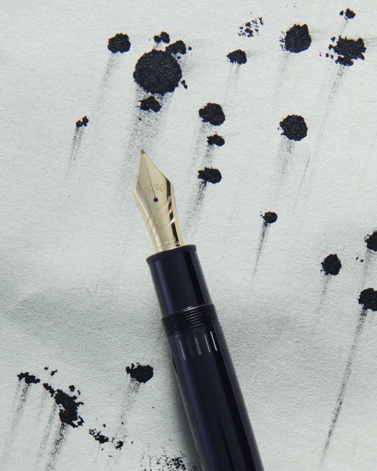 Montblanc shop expression nib