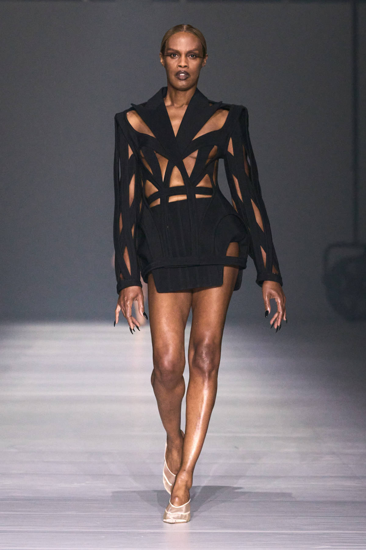 Mugler Presents Its New Spring Summer 2024 Collection