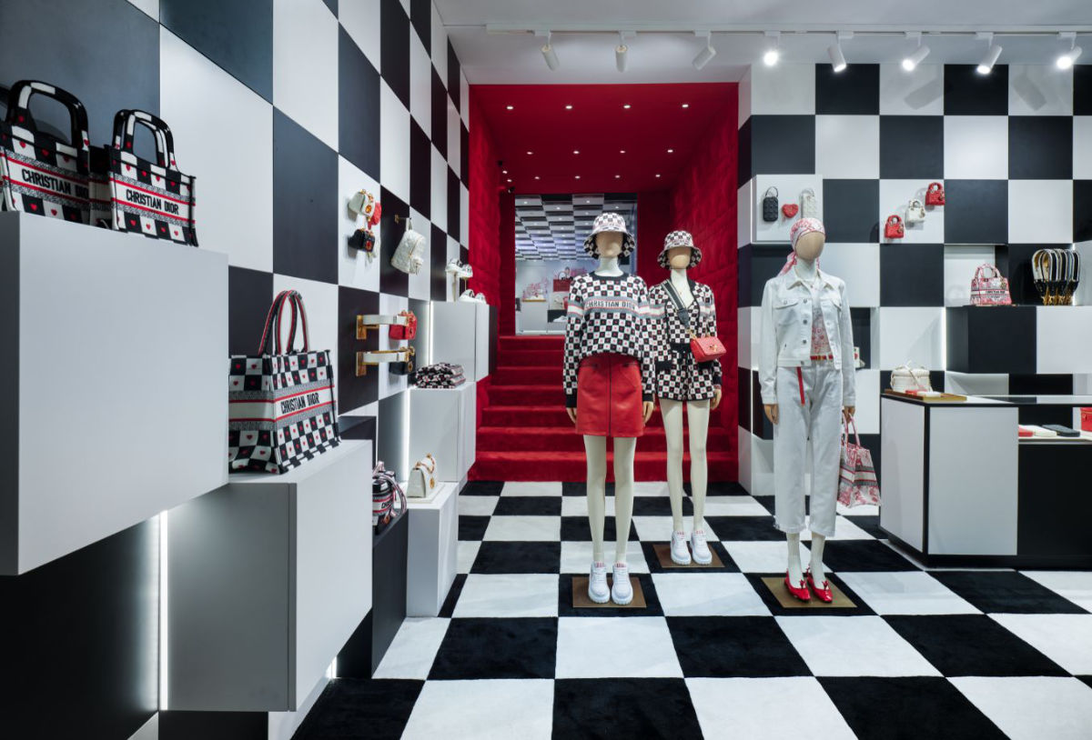 New Pop Up Dioramour Opened In Hong Kong