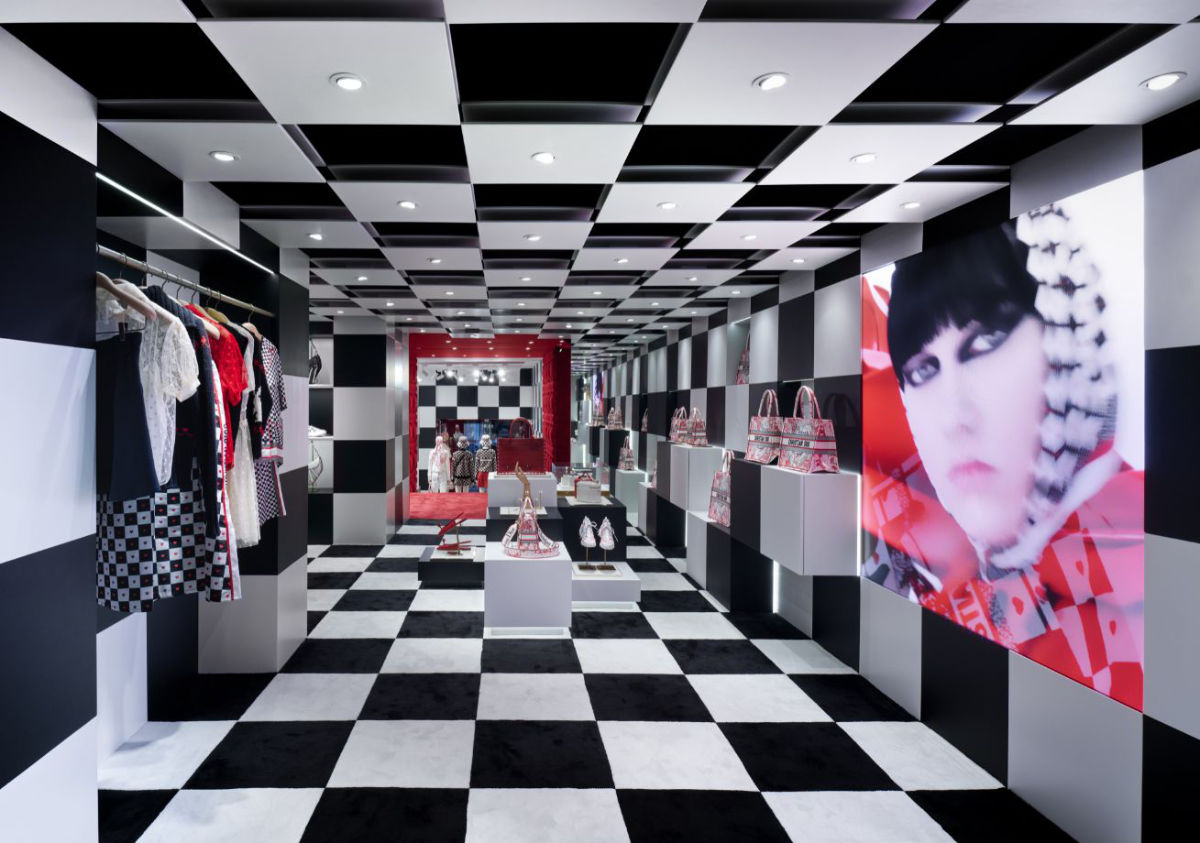 New Pop Up Dioramour Opened In Hong Kong