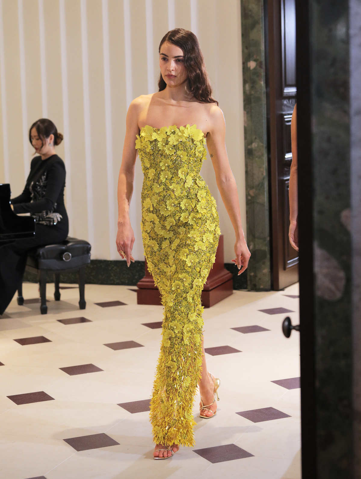 Oscar De La Renta Fall 2025 Collection: A Poetic Ode To The Tree Peony