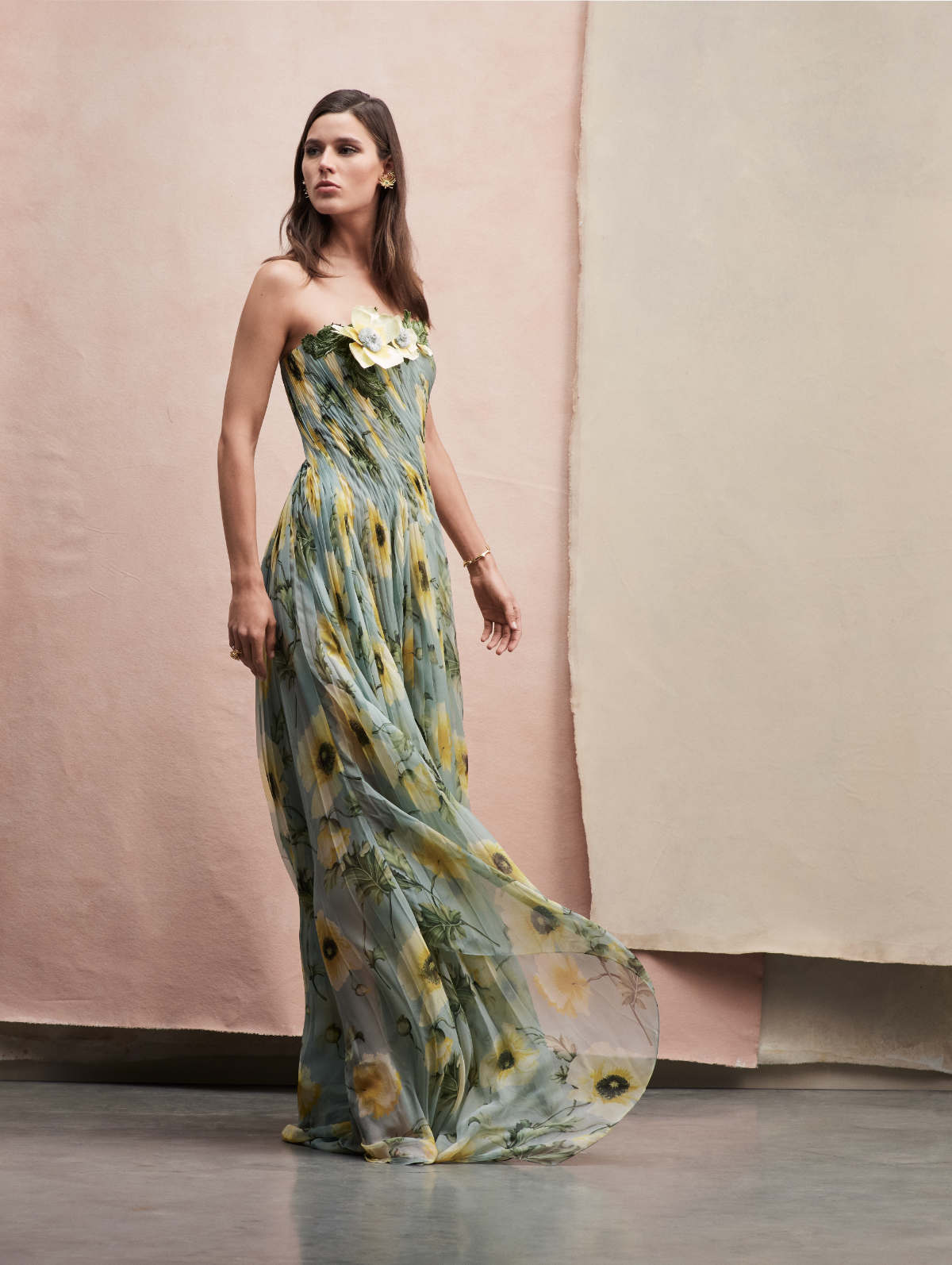 Oscar De La Renta Presents Its New Pre-Fall 2024 Collection