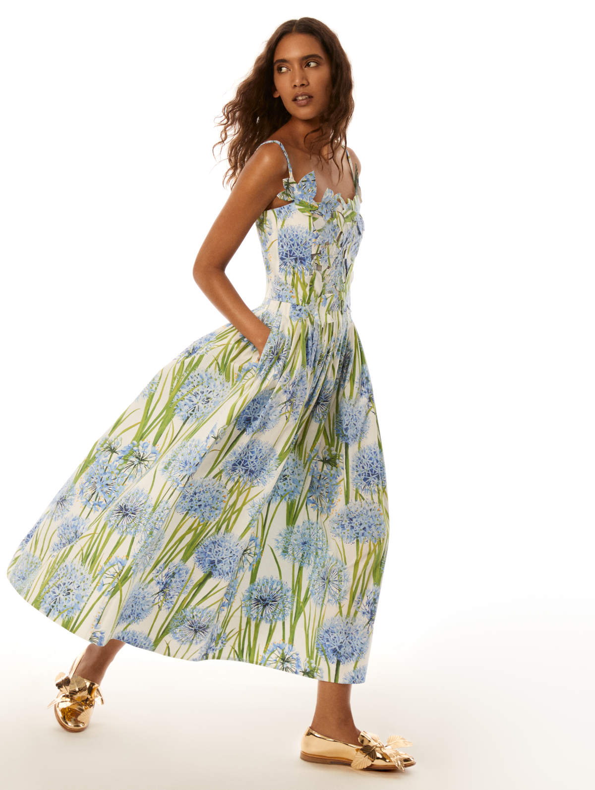 Oscar de la Renta Pre-Spring 2026: A Vibrant Garden in Bloom