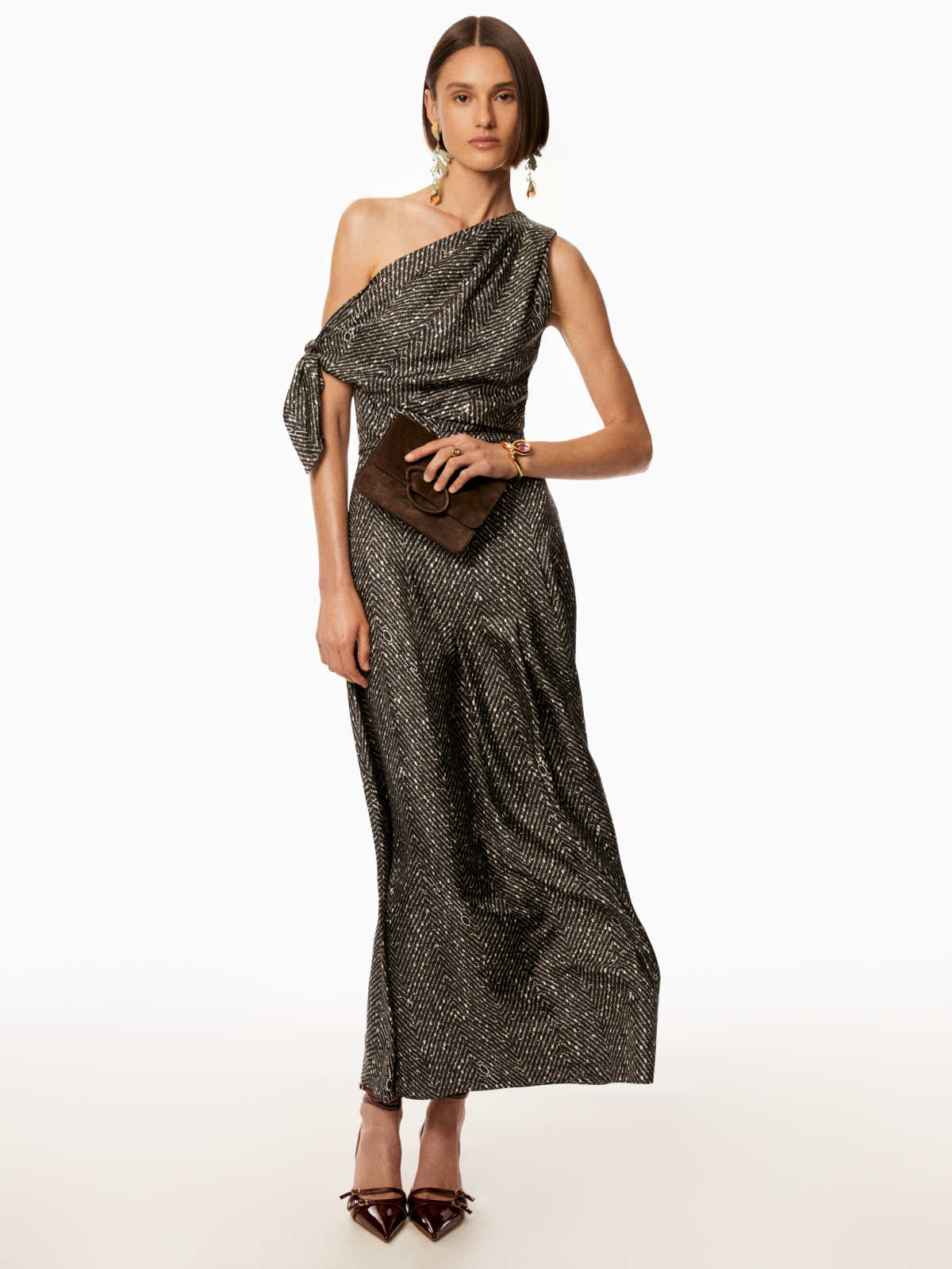 Oscar de la Renta Pre-Spring 2026: A Vibrant Garden in Bloom