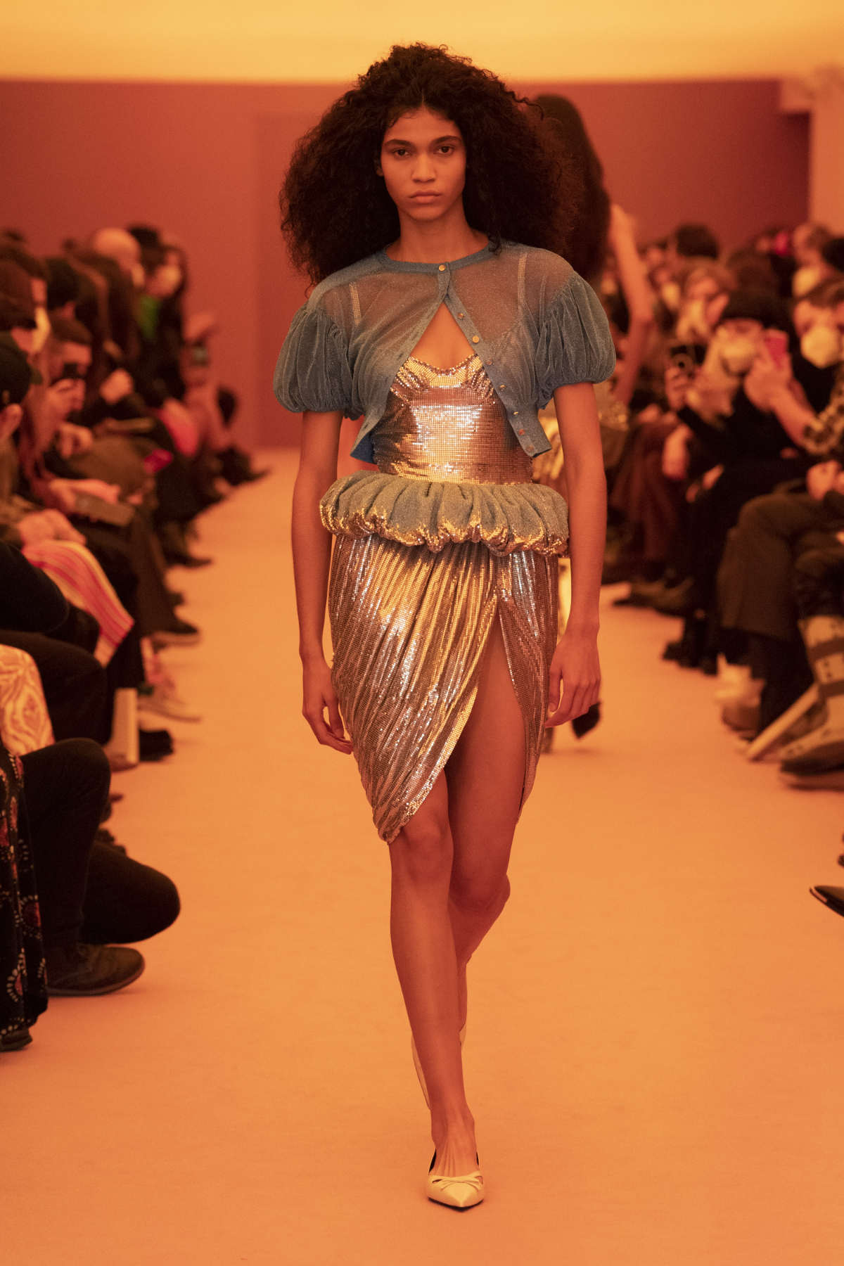 Paco Rabanne Presents Its New Fall-Winter 2022 Collection: Shifting Sensorial Perceptions