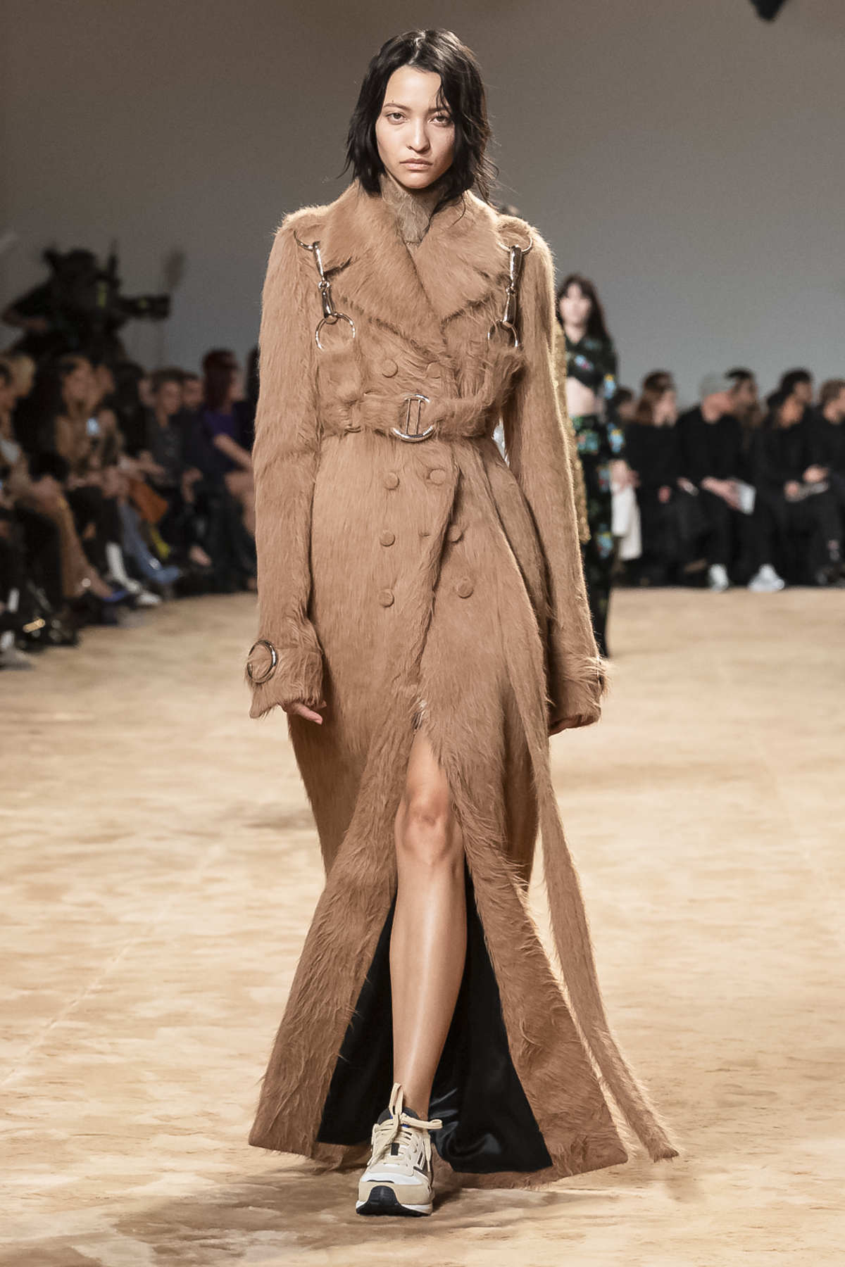 Paco Rabanne Presents Its New Fall-Winter 2023 Collection: Chasing Dreams