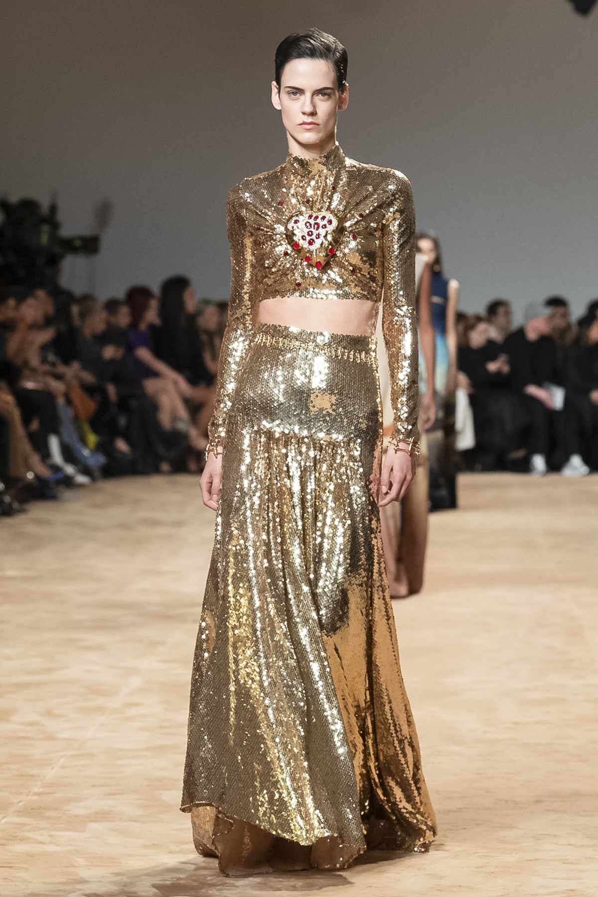 Paco Rabanne Presents Its New Fall-Winter 2023 Collection: Chasing Dreams