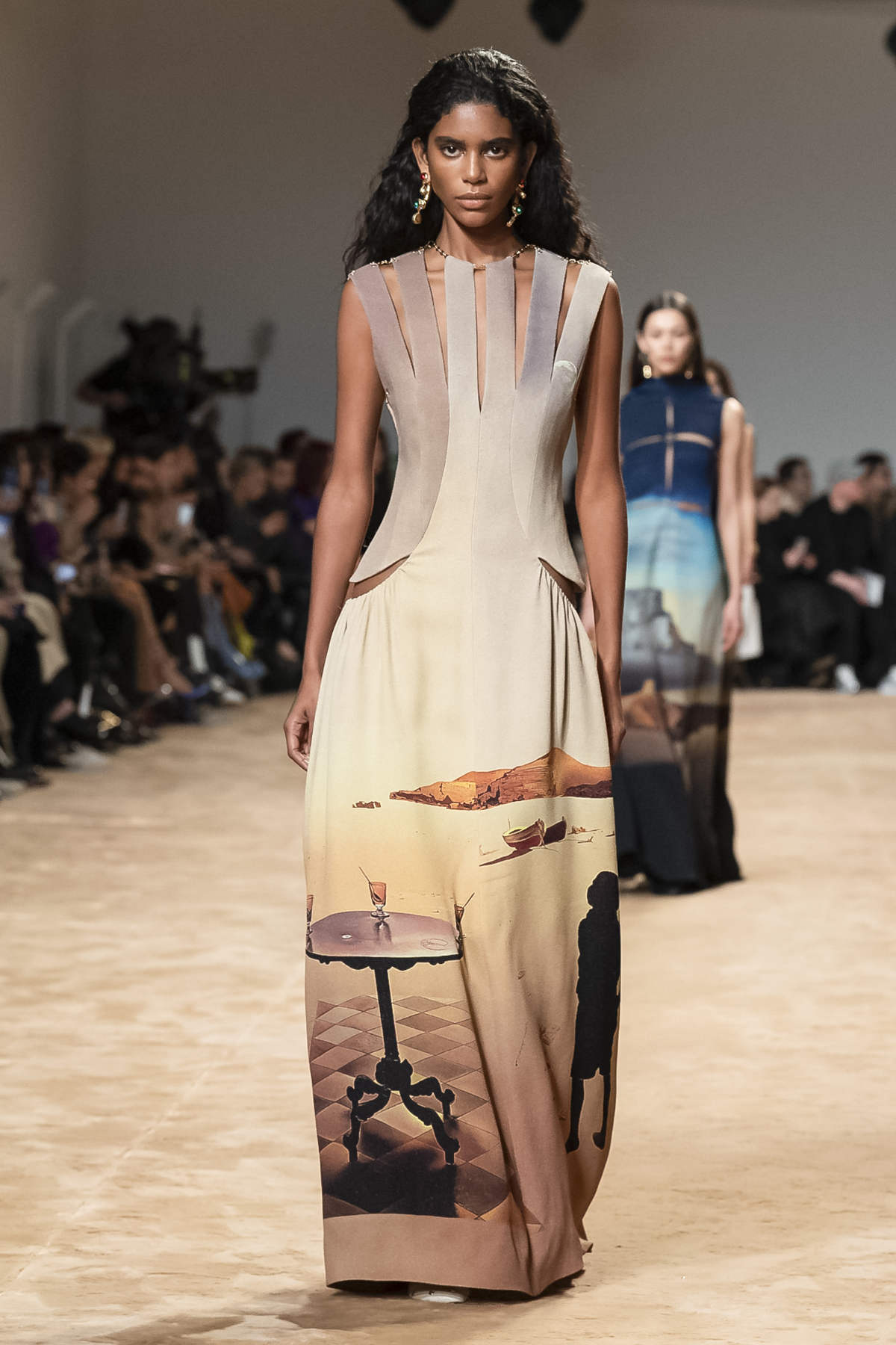 Paco Rabanne Presents Its New Fall-Winter 2023 Collection: Chasing Dreams