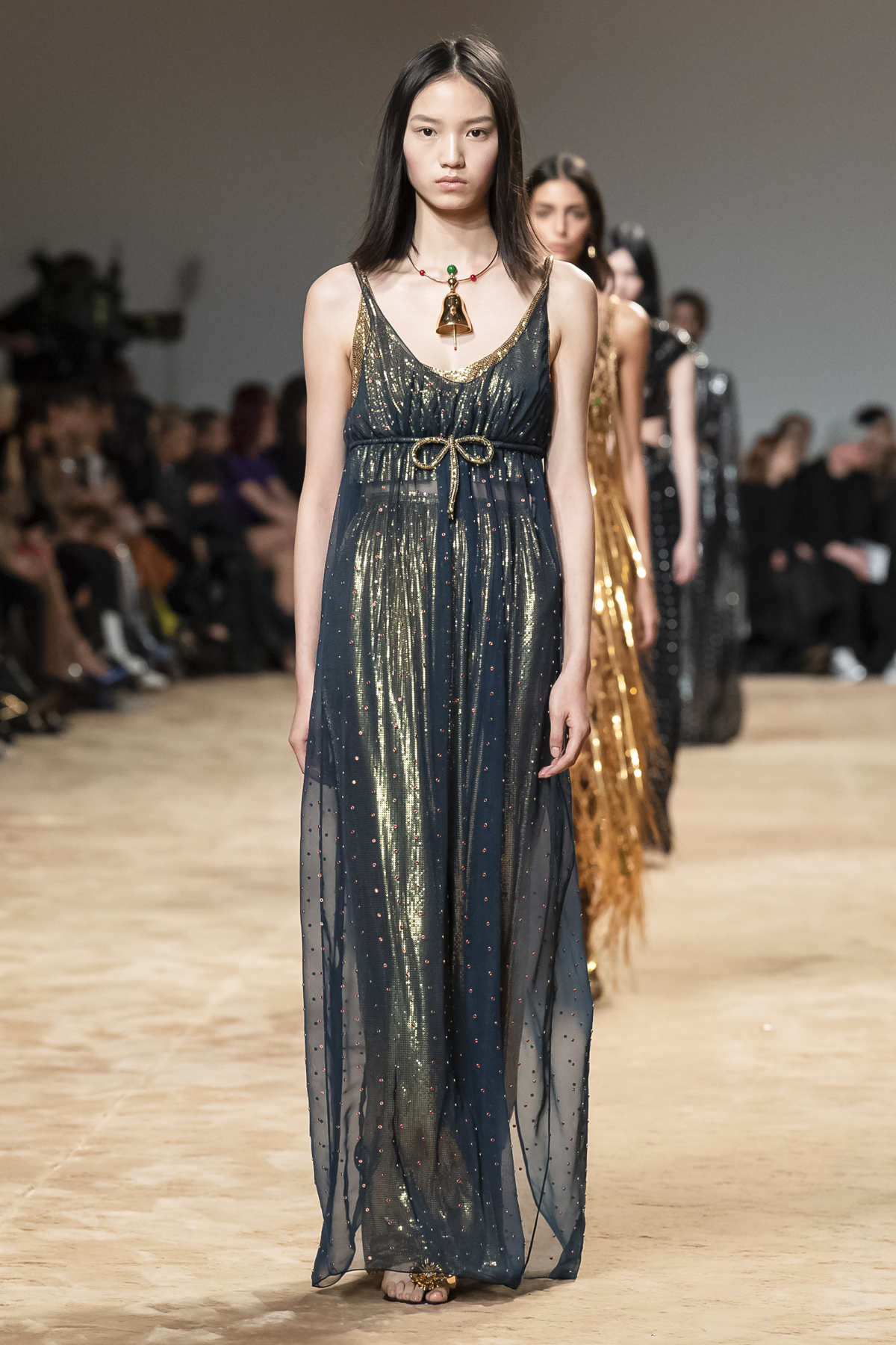 Paco Rabanne Presents Its New Fall-Winter 2023 Collection: Chasing Dreams