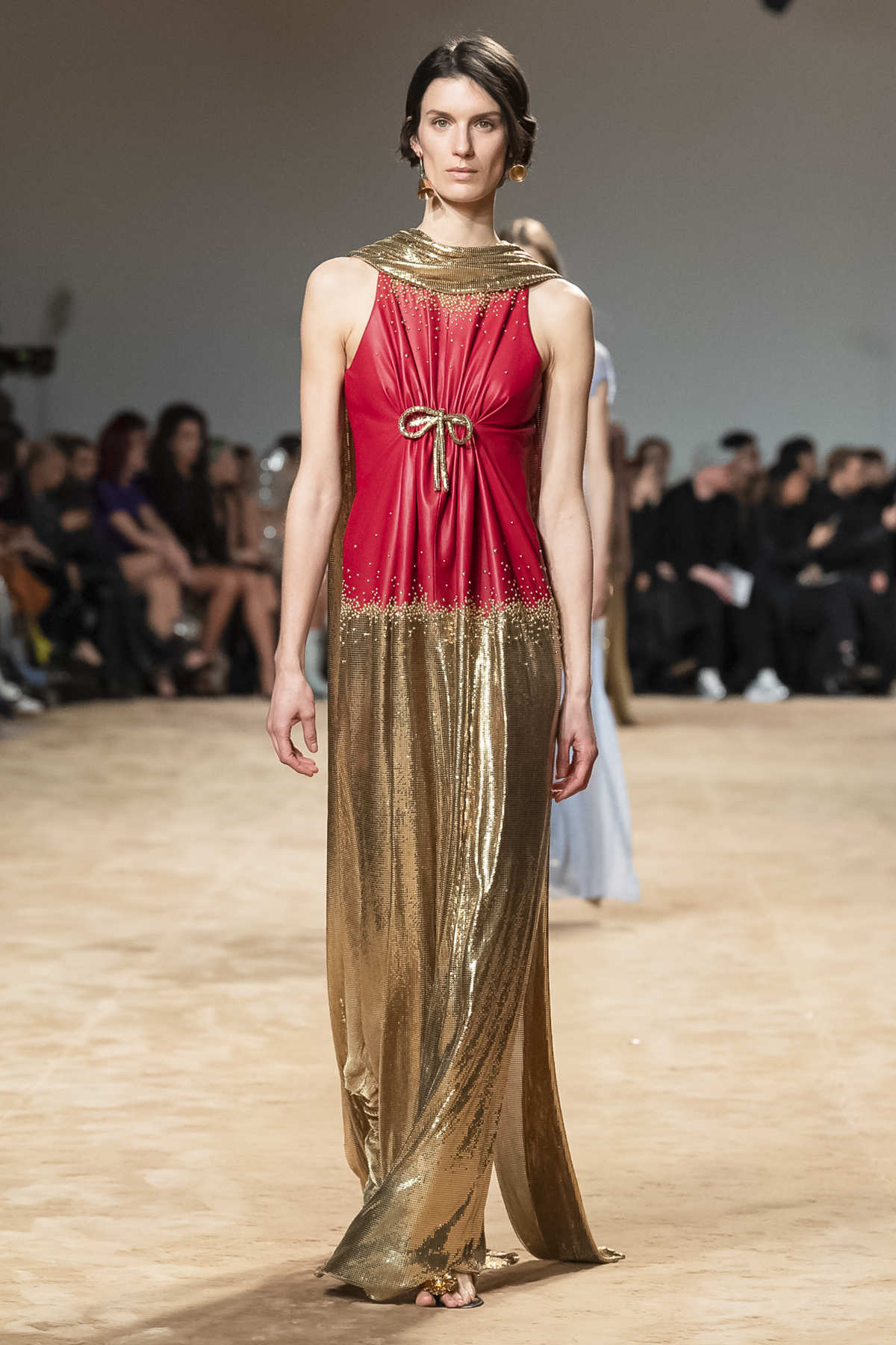 Paco Rabanne Presents Its New Fall-Winter 2023 Collection: Chasing Dreams