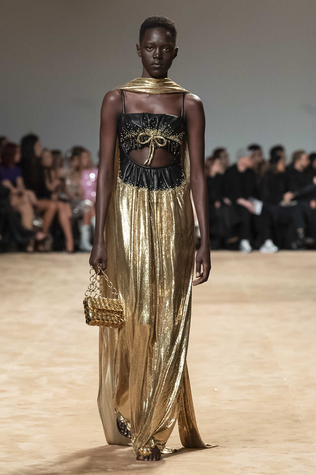 Paco Rabanne Presents Its New Fall-Winter 2023 Collection: Chasing Dreams