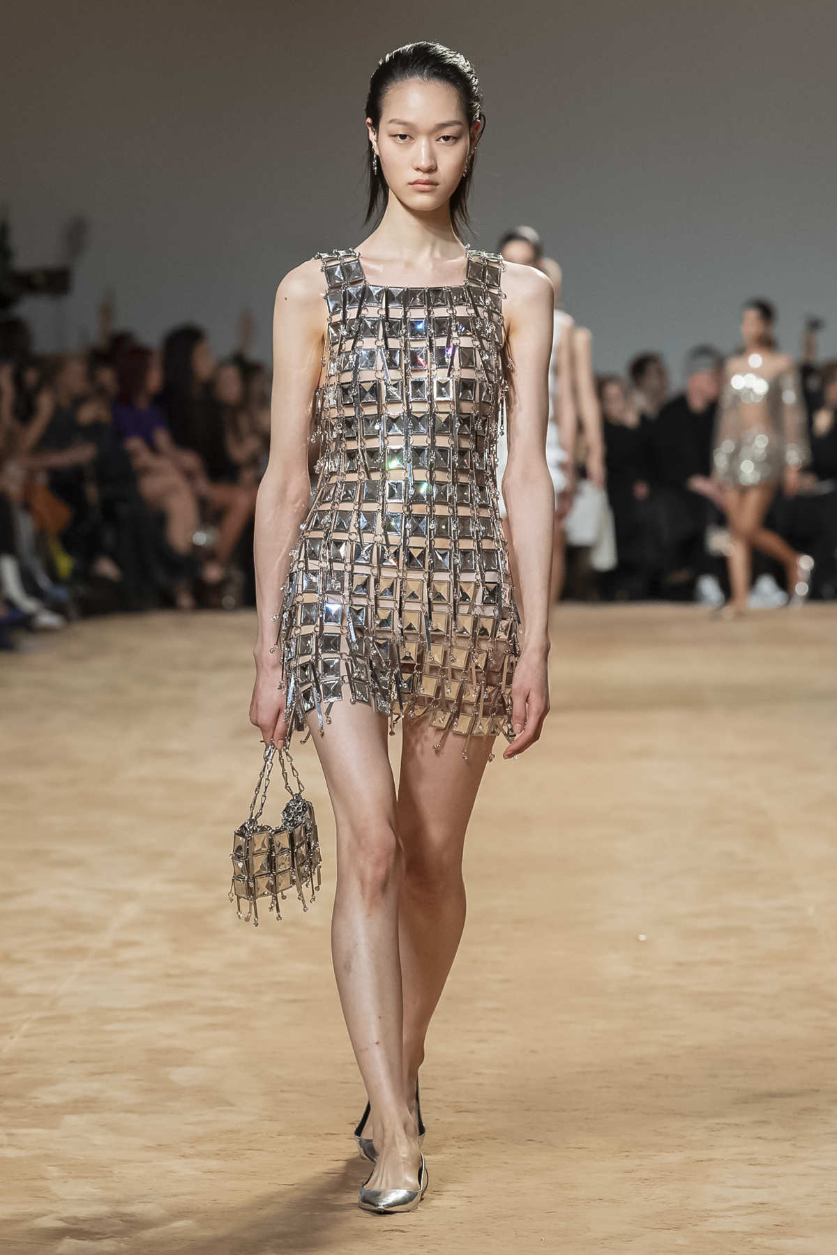 Paco Rabanne Presents Its New Fall-Winter 2023 Collection: Chasing Dreams