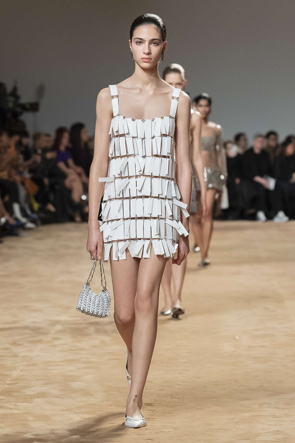 Paco Rabanne Presents Its New Fall-Winter 2023 Collection: Chasing Dreams