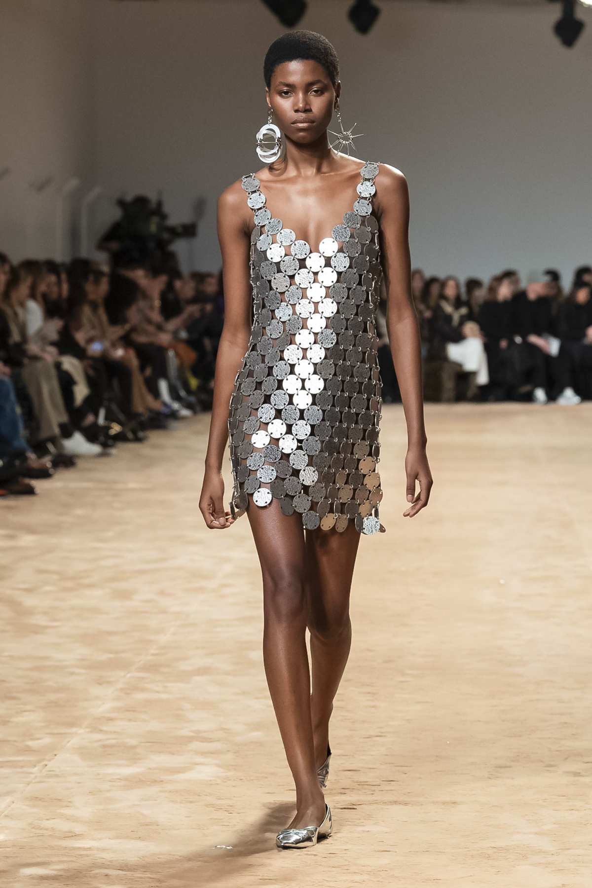 Paco Rabanne Presents Its New Fall-Winter 2023 Collection: Chasing Dreams