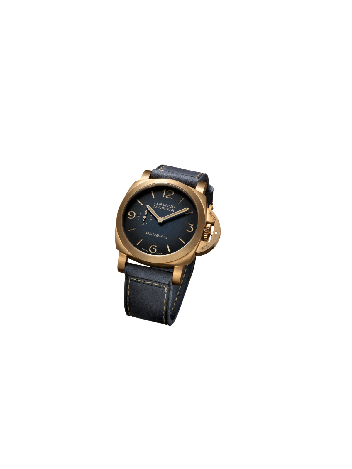 Panerai Introduces Bronze To Its Iconic Luminor Marina With PAM01678