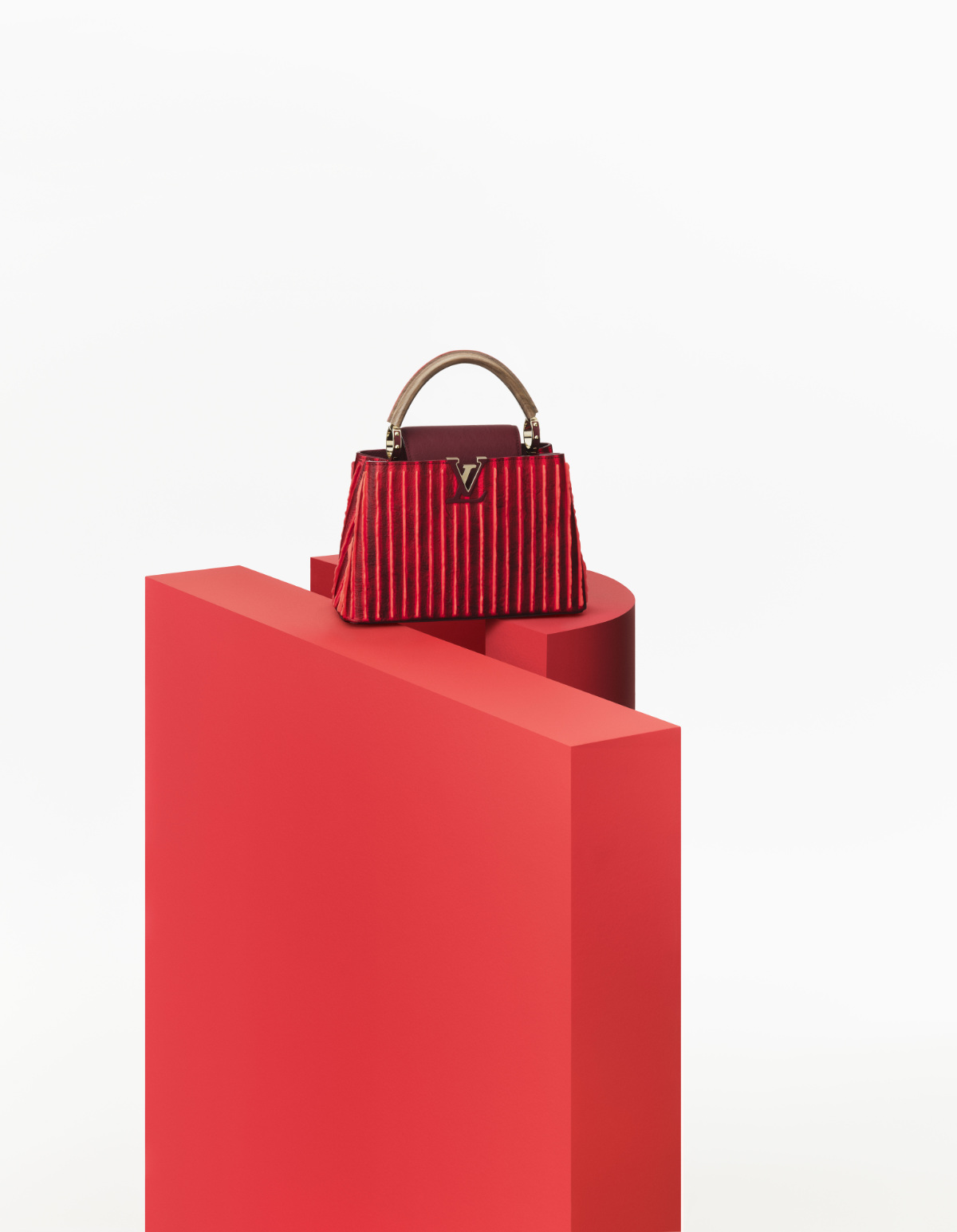 Louis Vuitton: Louis Vuitton: The Capucines Bag - Luxferity