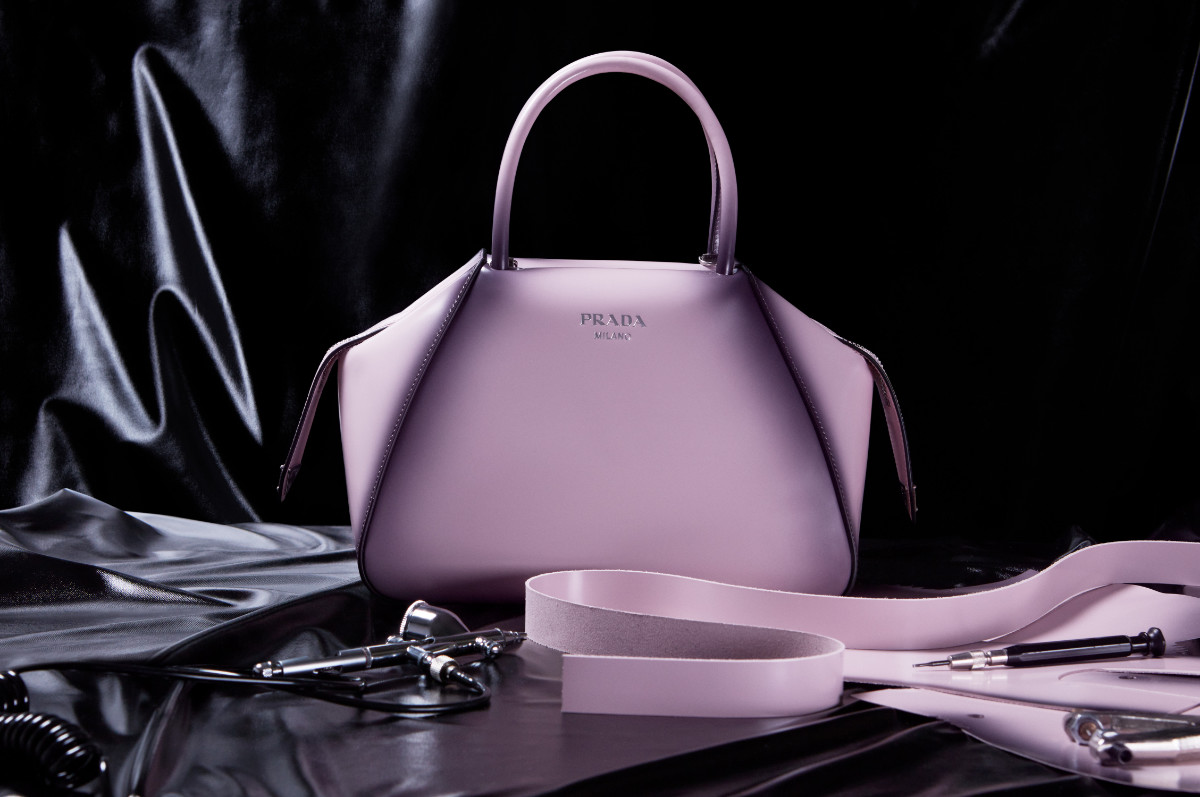 If I buy a Prada bag online, how do I know it's real? - Quora