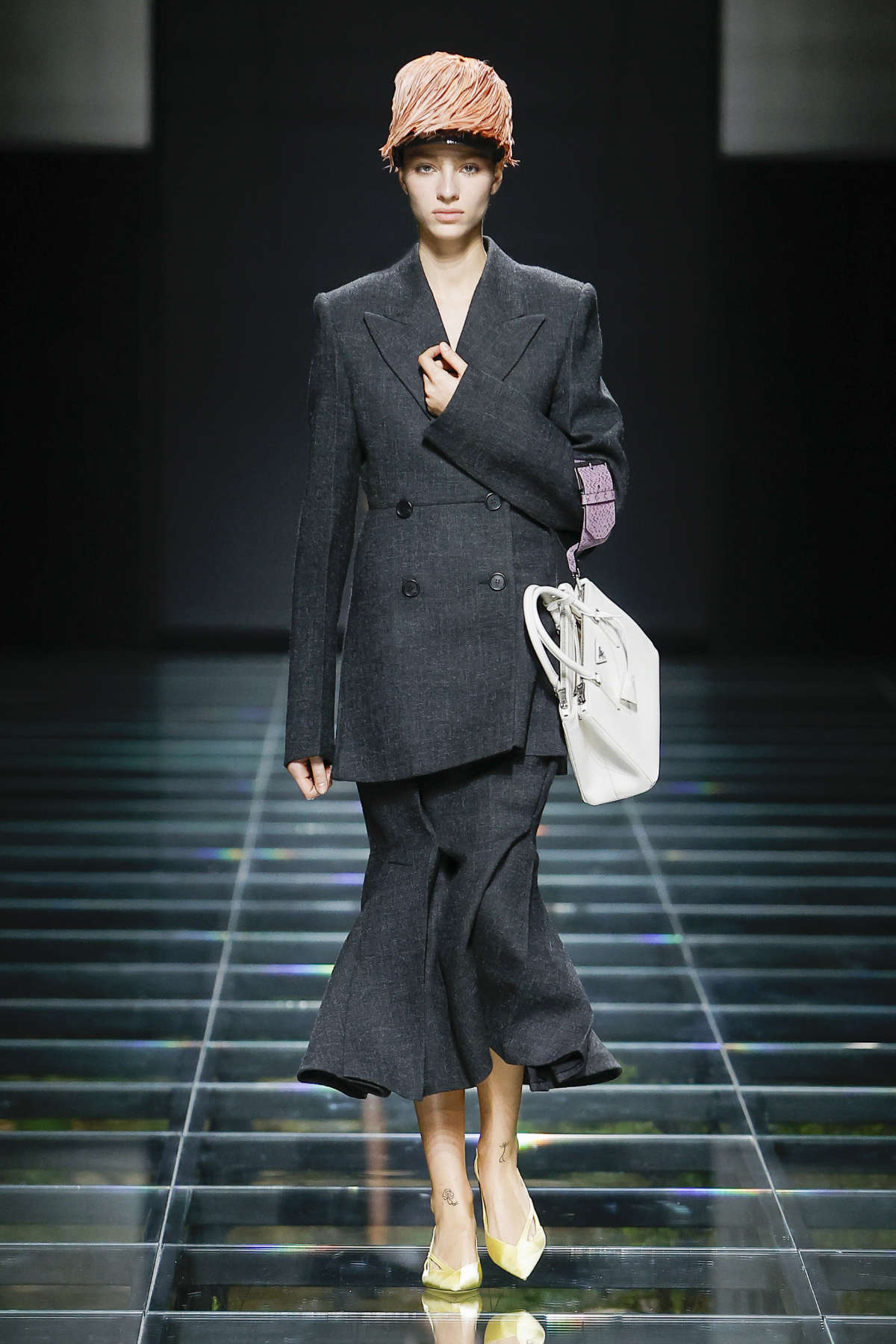 Prada Presents Its New Fall/Winter 2024 Womenswear Collection