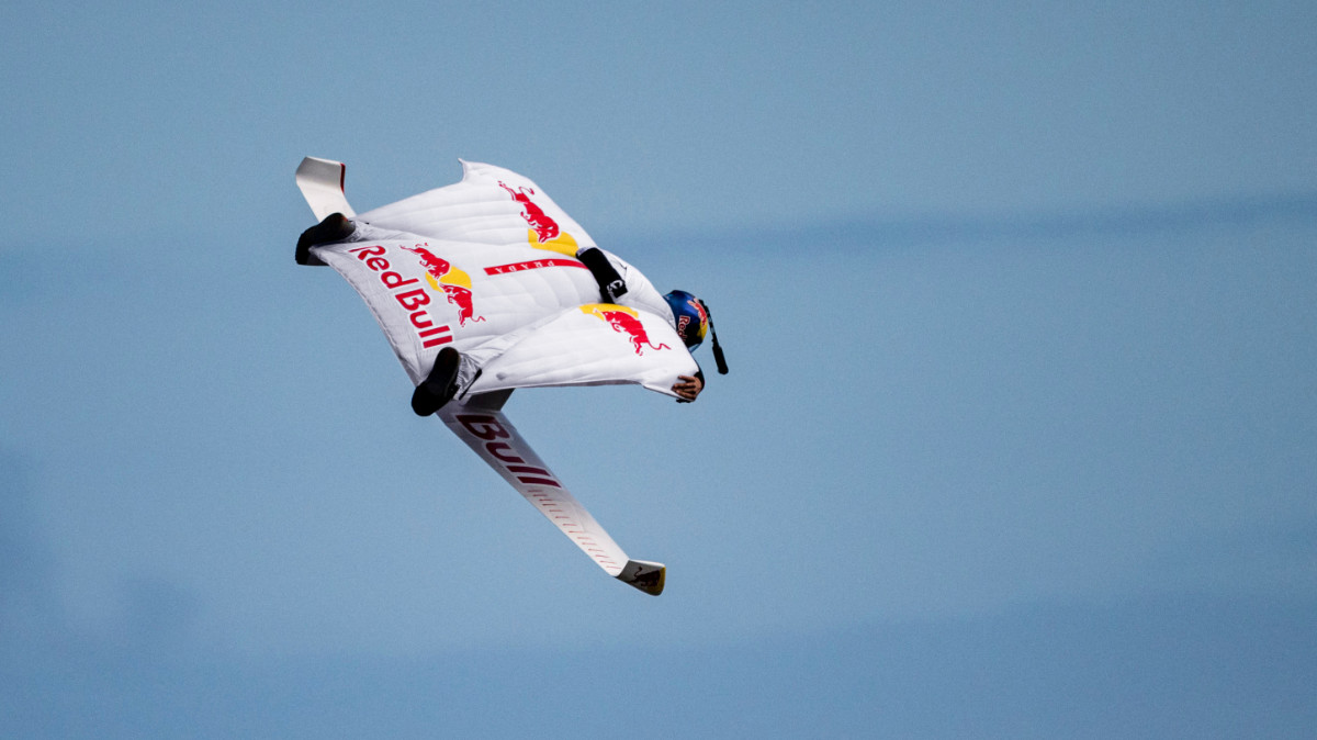 Wingsuit Foil – Soaring: Prada Linea Rossa Pushes Limits With Red Bull Athlete Peter Salzmann