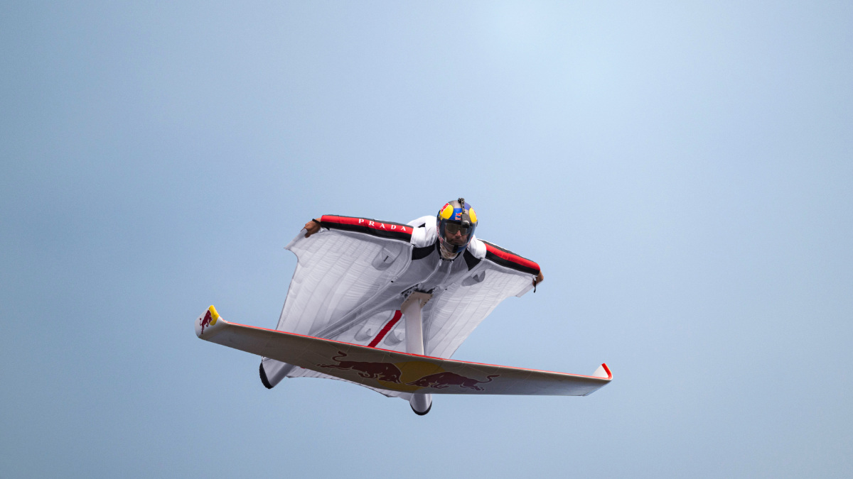 Wingsuit Foil – Soaring: Prada Linea Rossa Pushes Limits With Red Bull Athlete Peter Salzmann