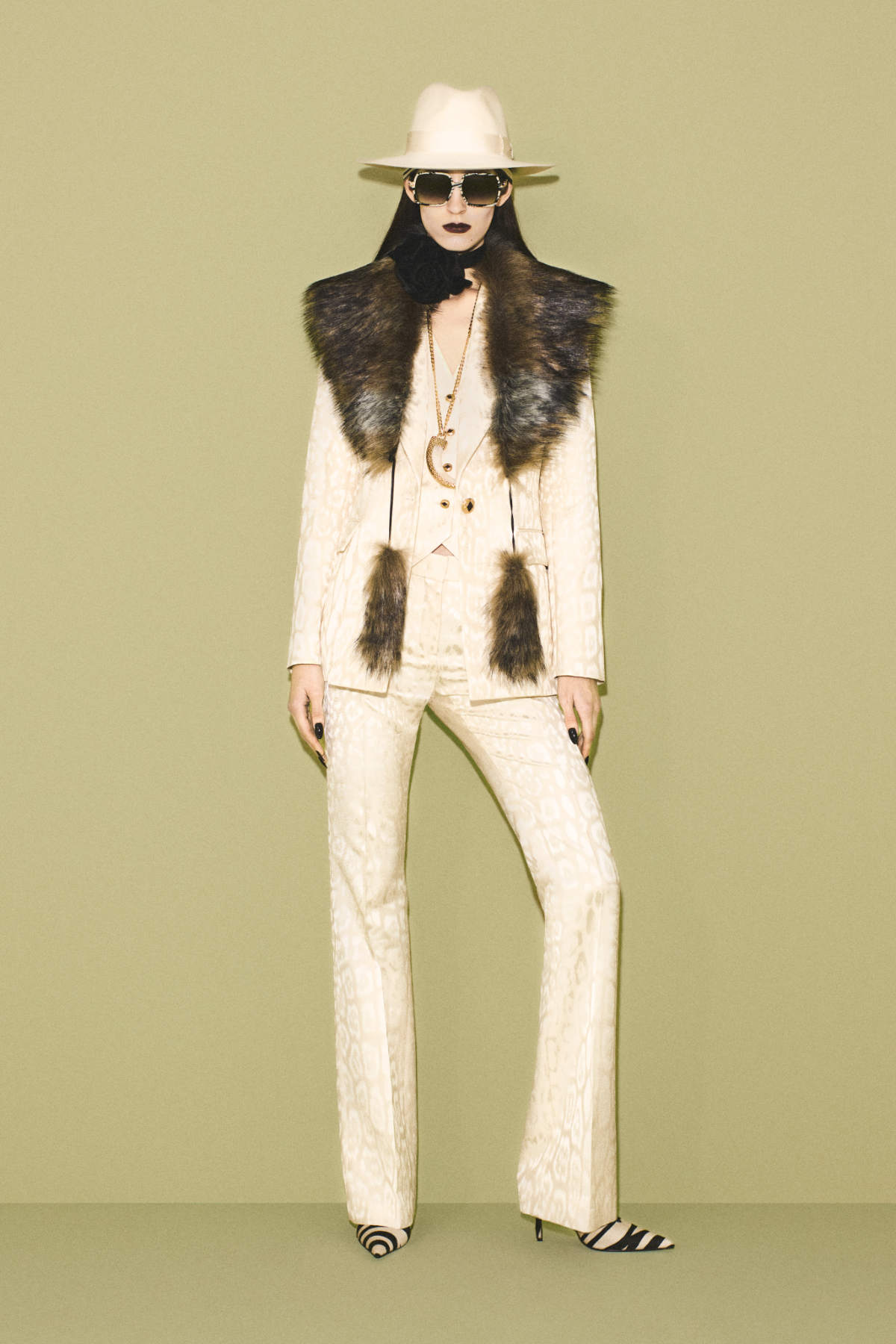 Pre-Fall 2026 Roberto Cavalli Collection “Born From The Dark”