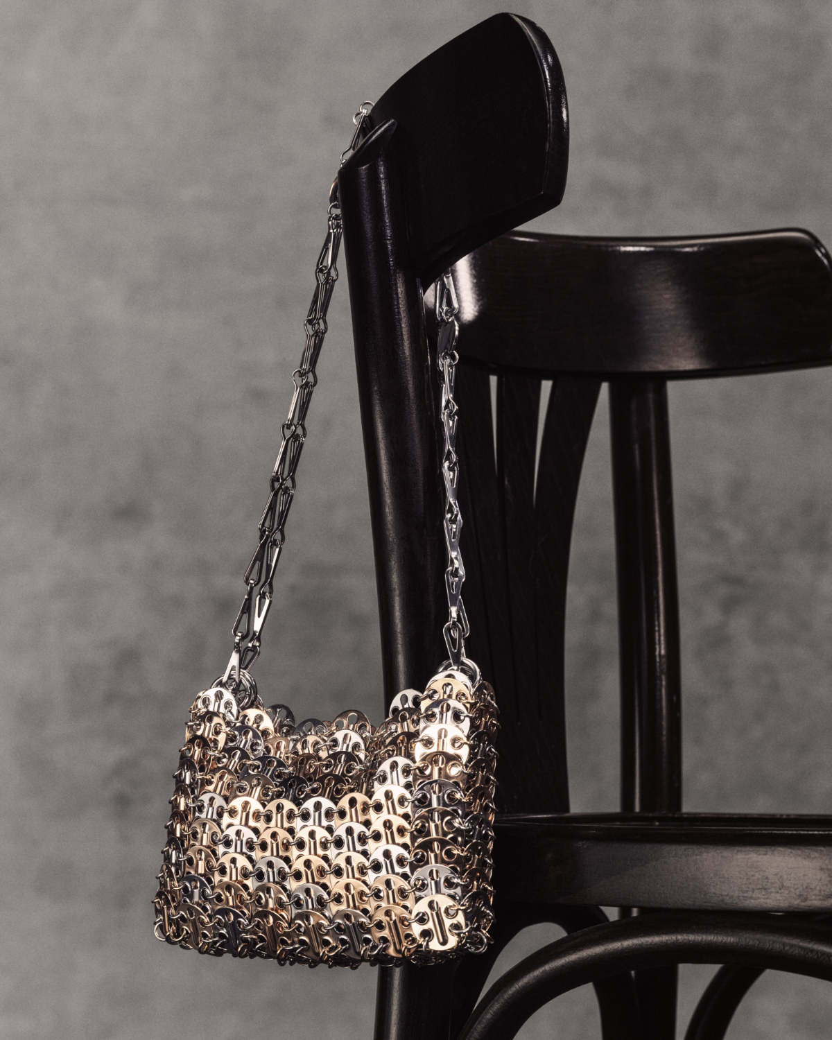 Rabanne Introduces Its New Pre-Fall 2025 Collection Campaign