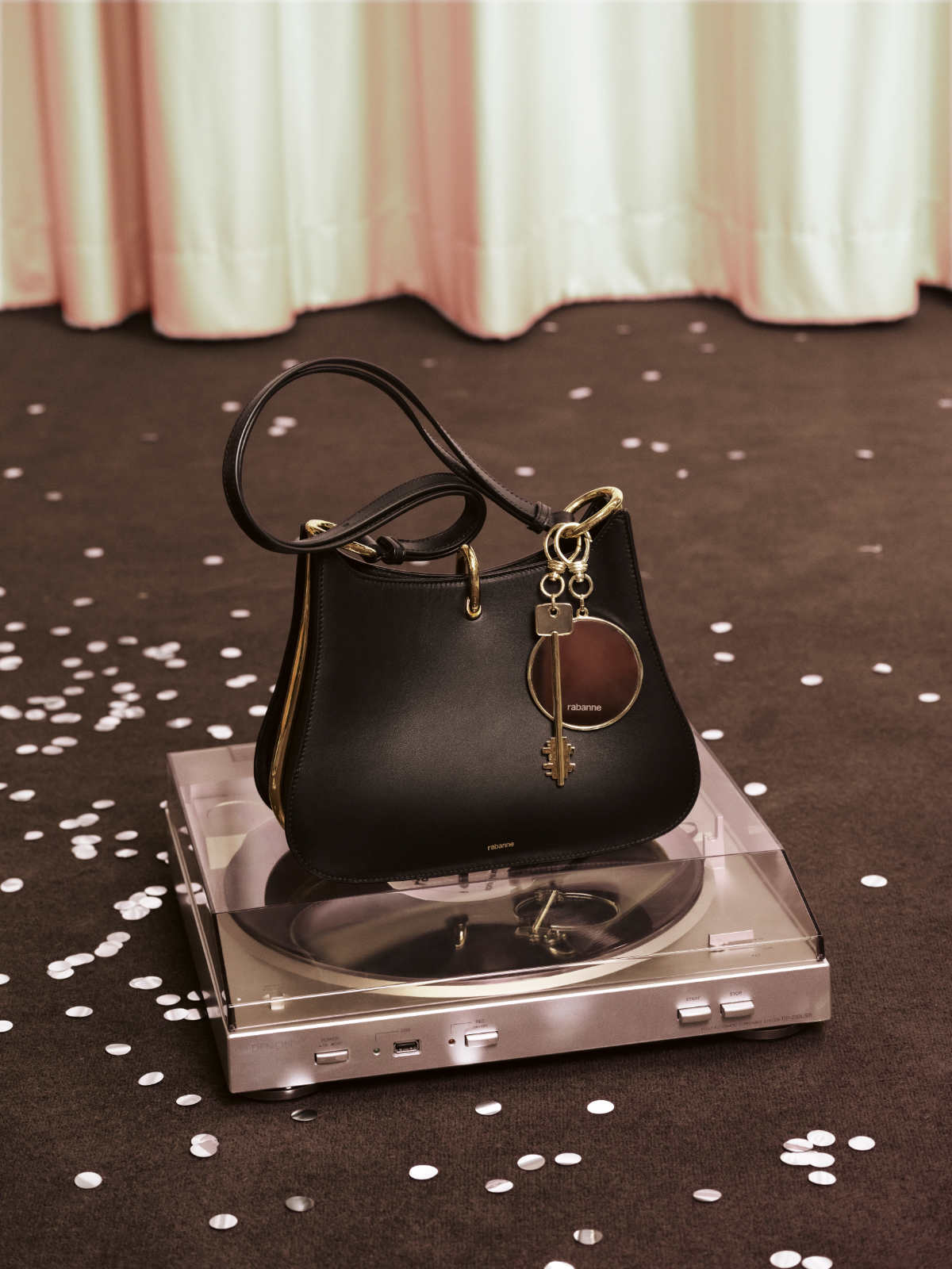 Rabanne Reimagines Glamour: Julien Dossena’s Time-Bending Vision Of Modern Elegance