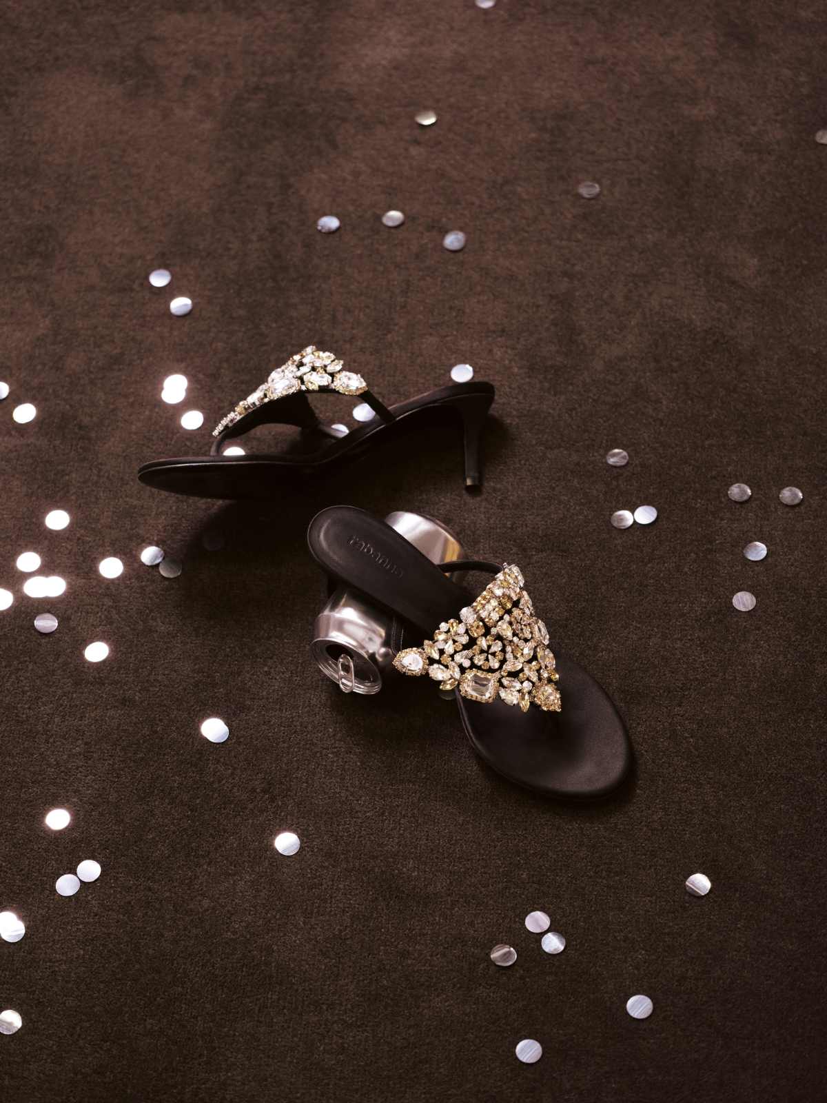 Rabanne Reimagines Glamour: Julien Dossena’s Time-Bending Vision Of Modern Elegance