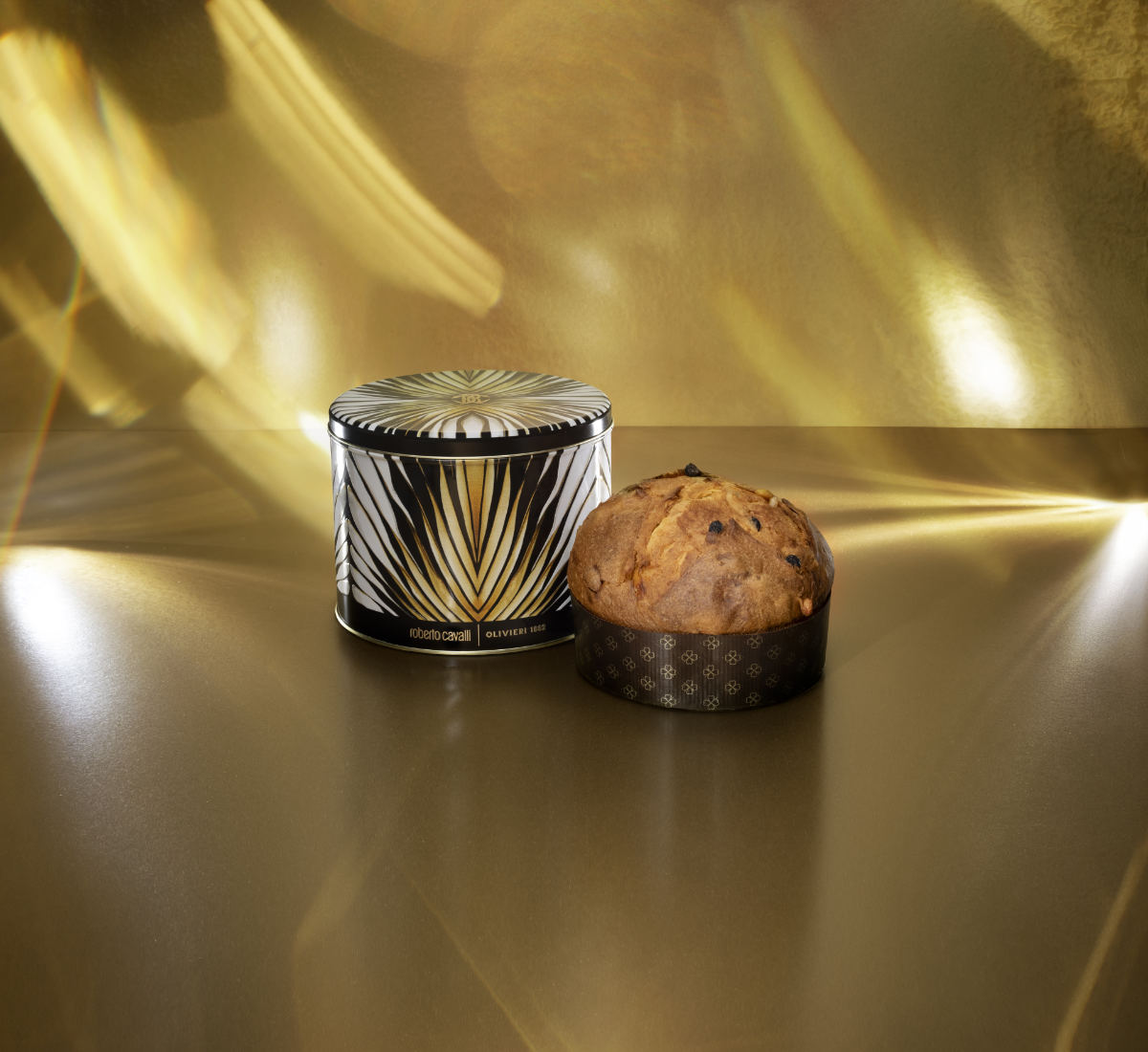 A Signature Panettone For The Christmas Holidays 2024: Roberto Cavalli By Olivieri 1882