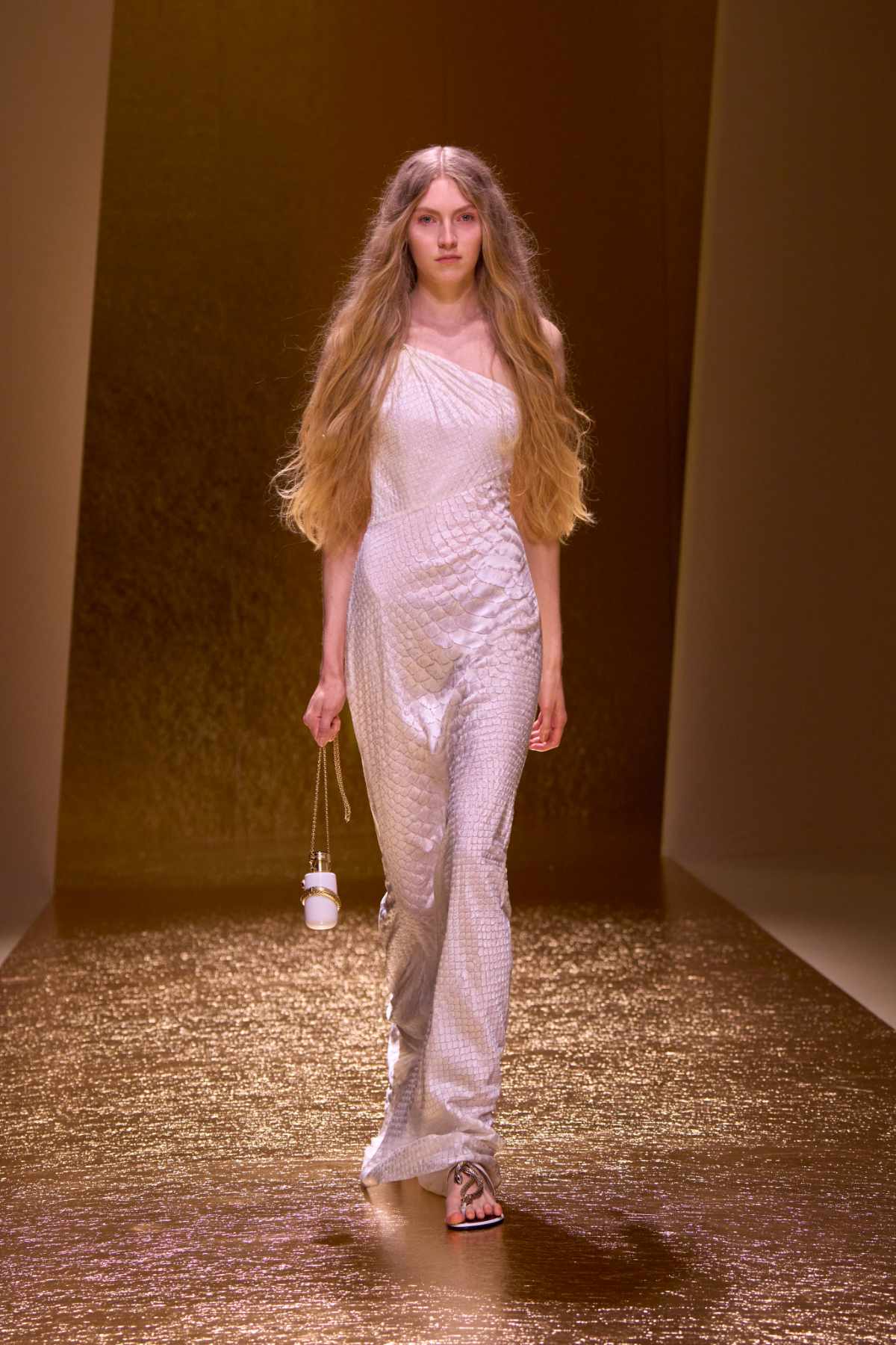 Roberto Cavalli Presents Its New Spring Summer 2026 Collection: Gold Obsession