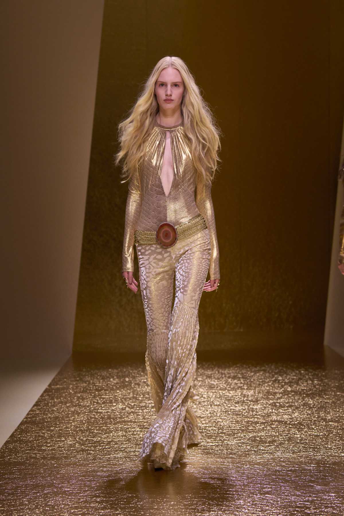 Roberto Cavalli Presents Its New Spring Summer 2026 Collection: Gold Obsession