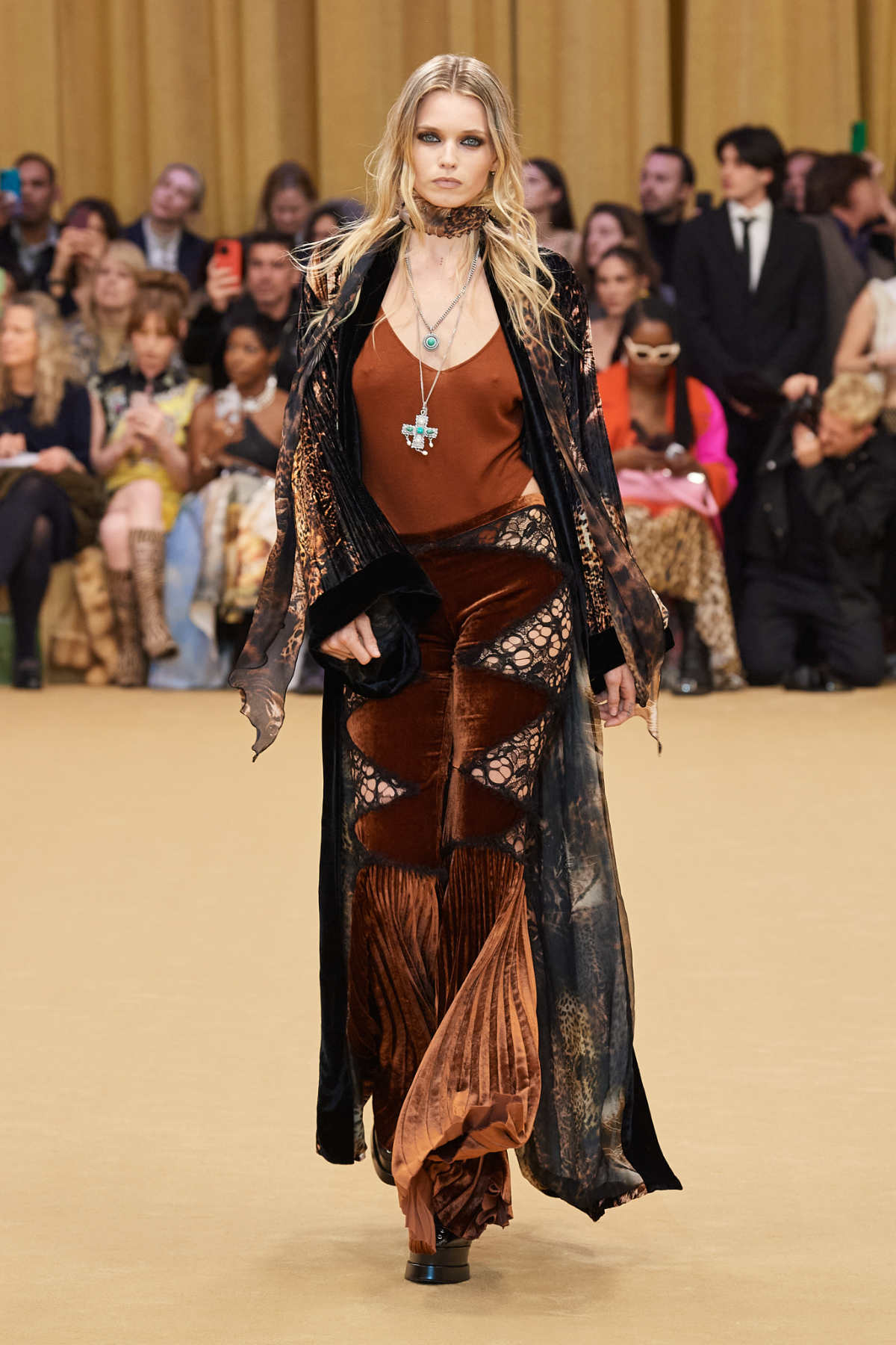 Roberto Cavalli Presents Its New Women’s Collection Fall/Winter 2023-2024: She’s Wild