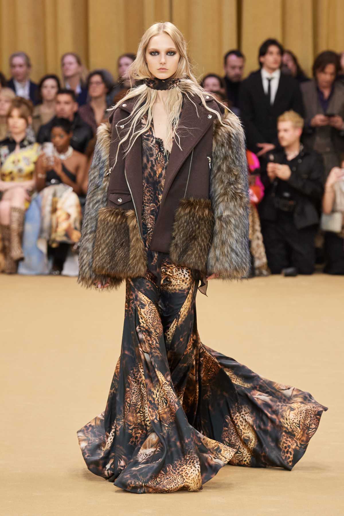 Roberto Cavalli Presents Its New Women’s Collection Fall/Winter 2023-2024: She’s Wild