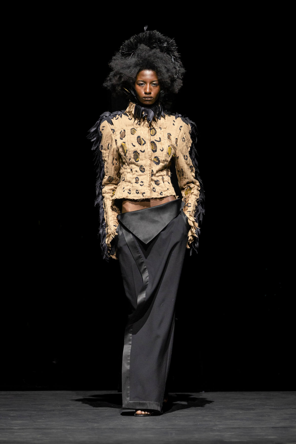 Ronald Van Der Kemp Presents His New Haute Couture Fall Winter 2025 Collection: Wardrobe 22