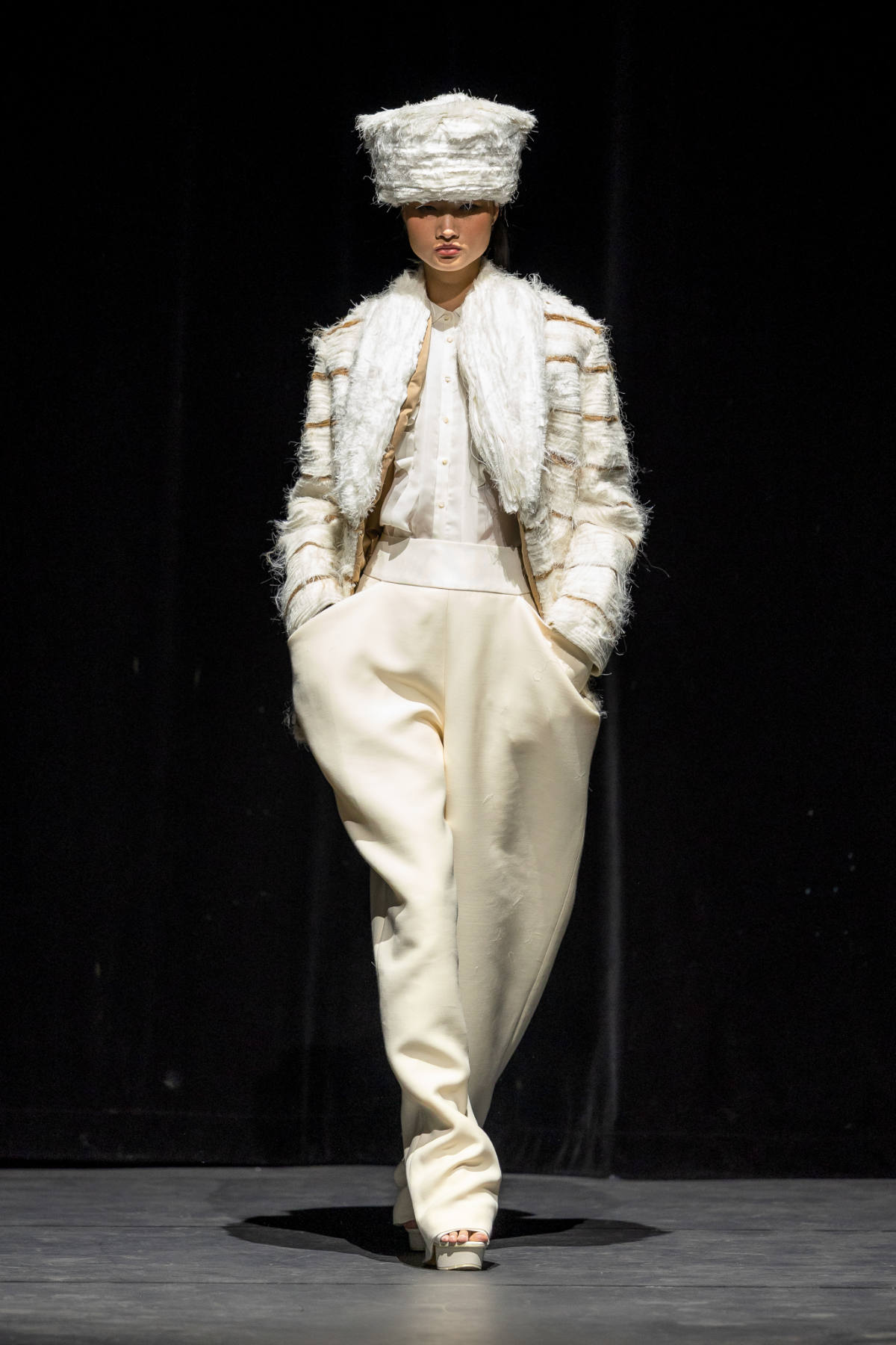 Ronald Van Der Kemp Presents His New Haute Couture Fall Winter 2025 Collection: Wardrobe 22