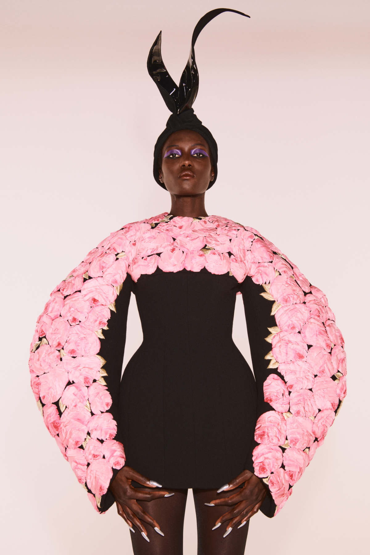 Schiaparelli Presents Its New Haute Couture FW21 Collection: 