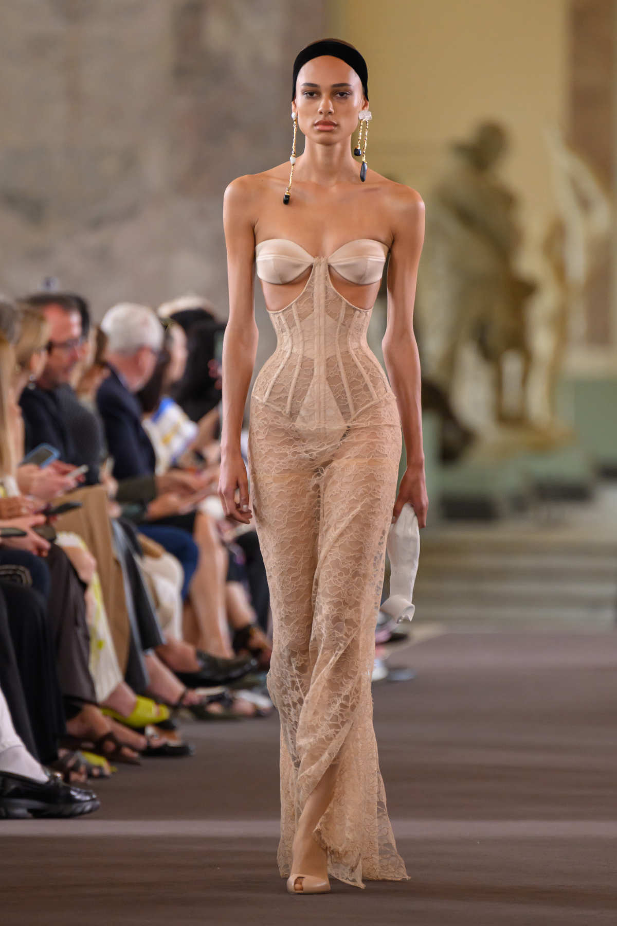 Schiaparelli Presents Its New Haute Couture Fall / Winter 2023-2024 Collection