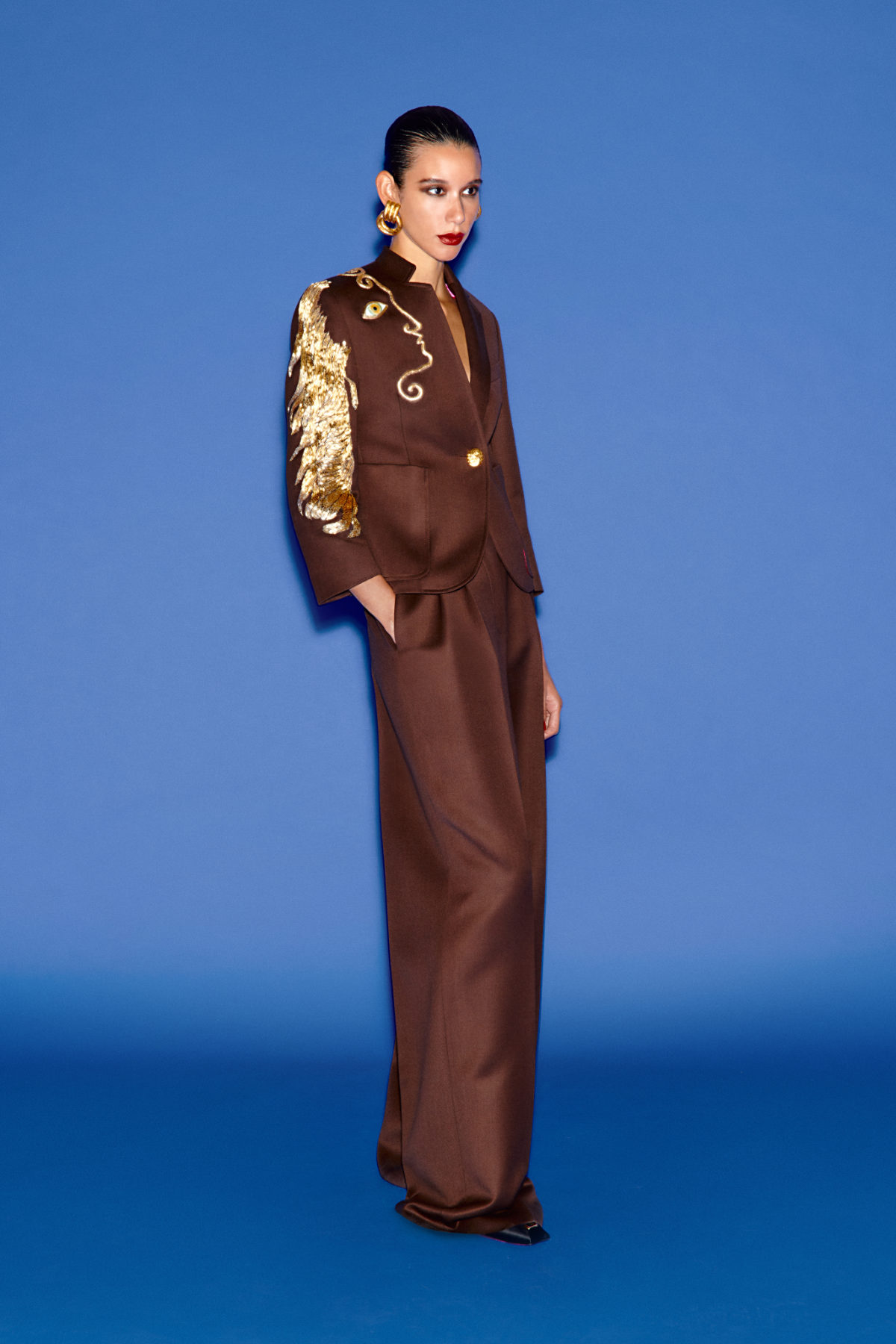 Schiaparelli Presents Its New Prêt-À-Porter Spring-Summer 2023 Collection: The Extra Ordinary