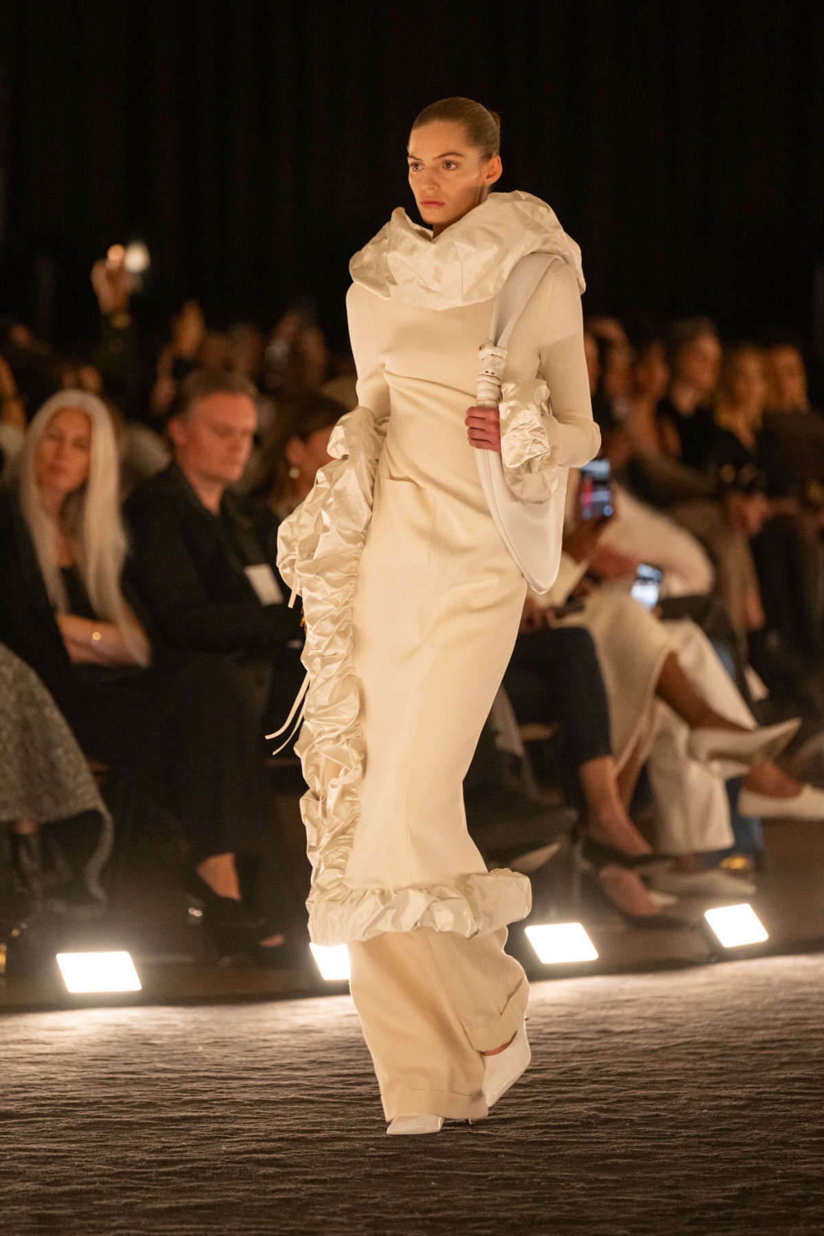 Schiaparelli Presents Spring/Summer 2026 Ready-to-Wear “Dancer In The Dark”