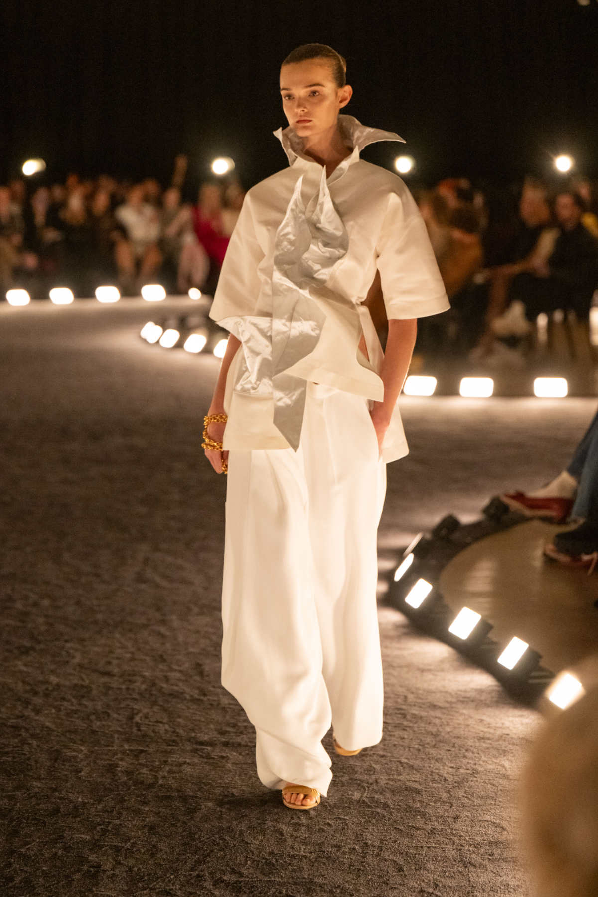 Schiaparelli Presents Spring/Summer 2026 Ready-to-Wear “Dancer In The Dark”