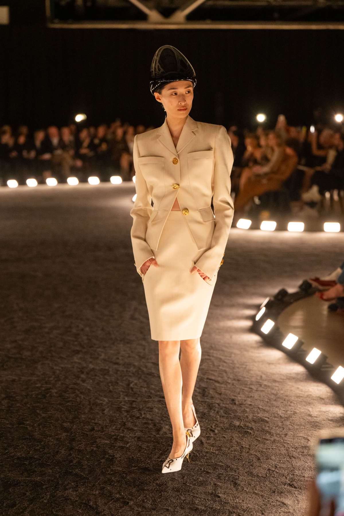 Schiaparelli Presents Spring/Summer 2026 Ready-to-Wear “Dancer In The Dark”