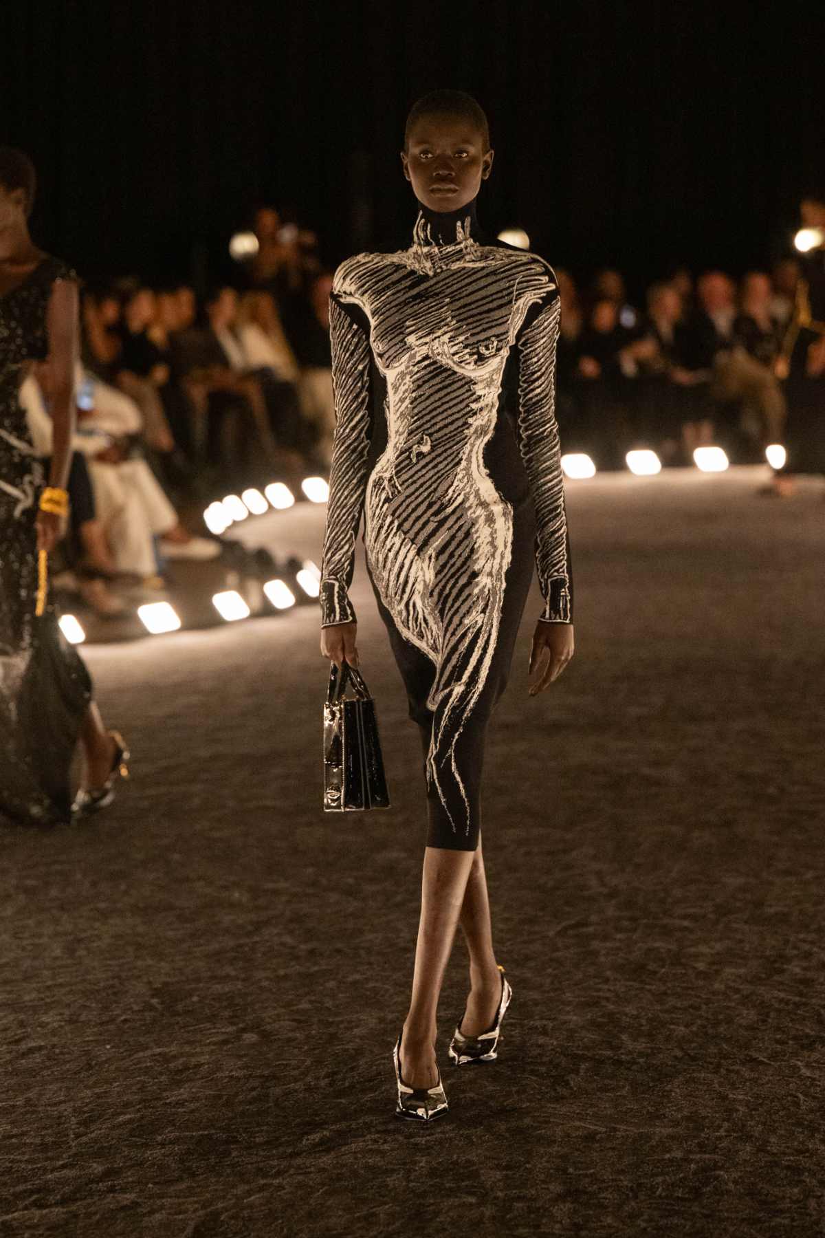 Schiaparelli Presents Spring/Summer 2026 Ready-to-Wear “Dancer In The Dark”