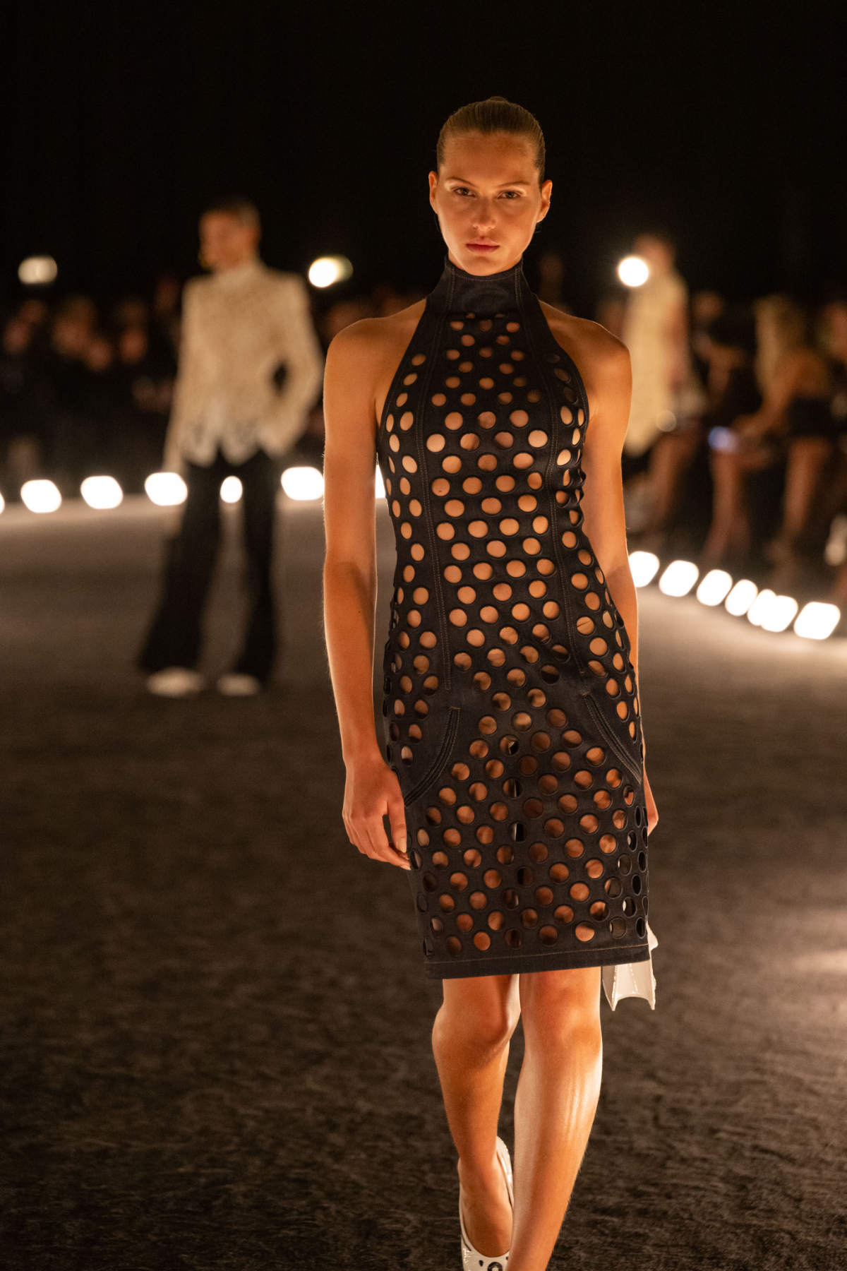 Schiaparelli Presents Spring/Summer 2026 Ready-to-Wear “Dancer In The Dark”